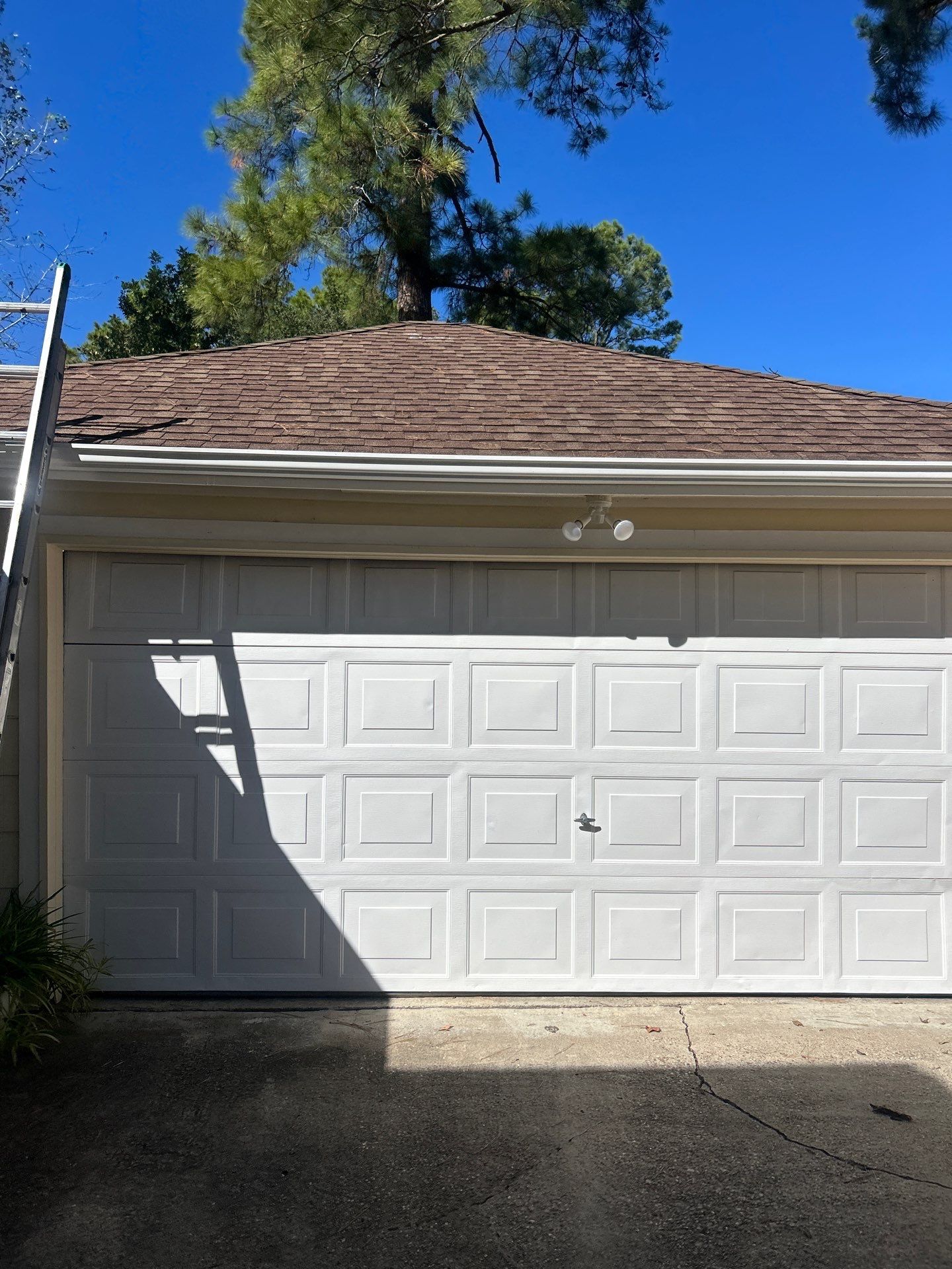 Roof Replacement in Pinehurst of Atascocita, Humble TX by Roof Repair Company