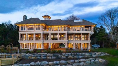 Jamestown Private Residence - Custom Home Build