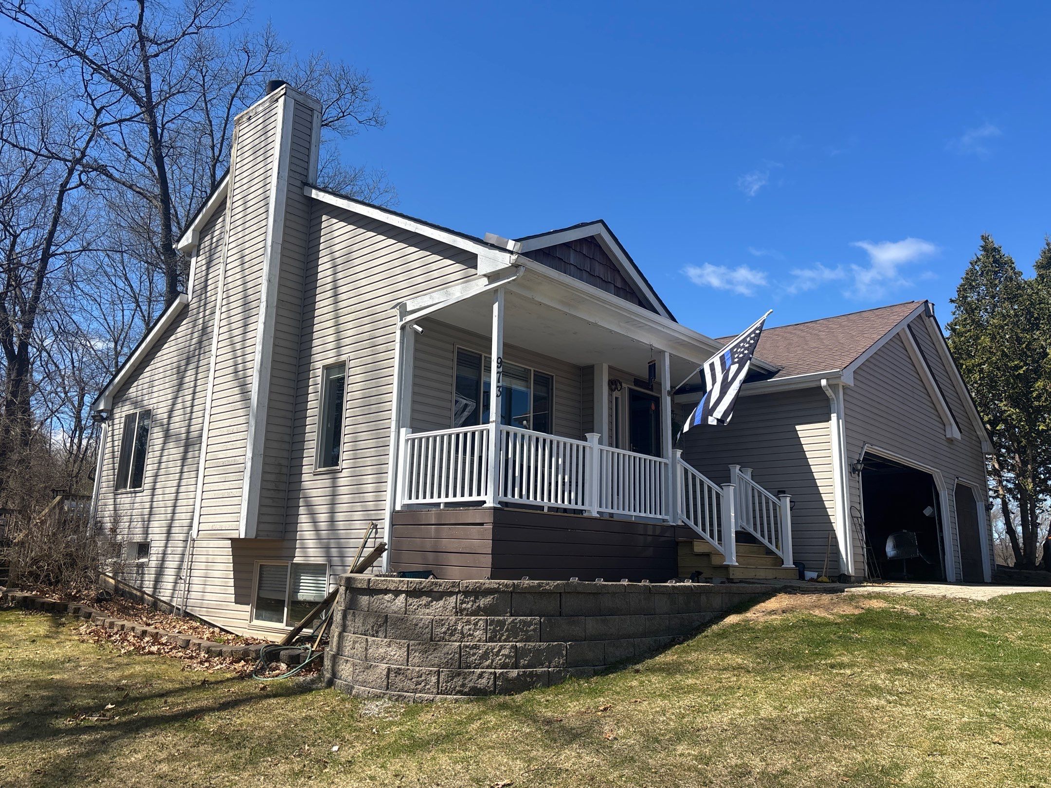 Roof Replacement using Malarkey Vista Brilliant Black by 180 Contractors