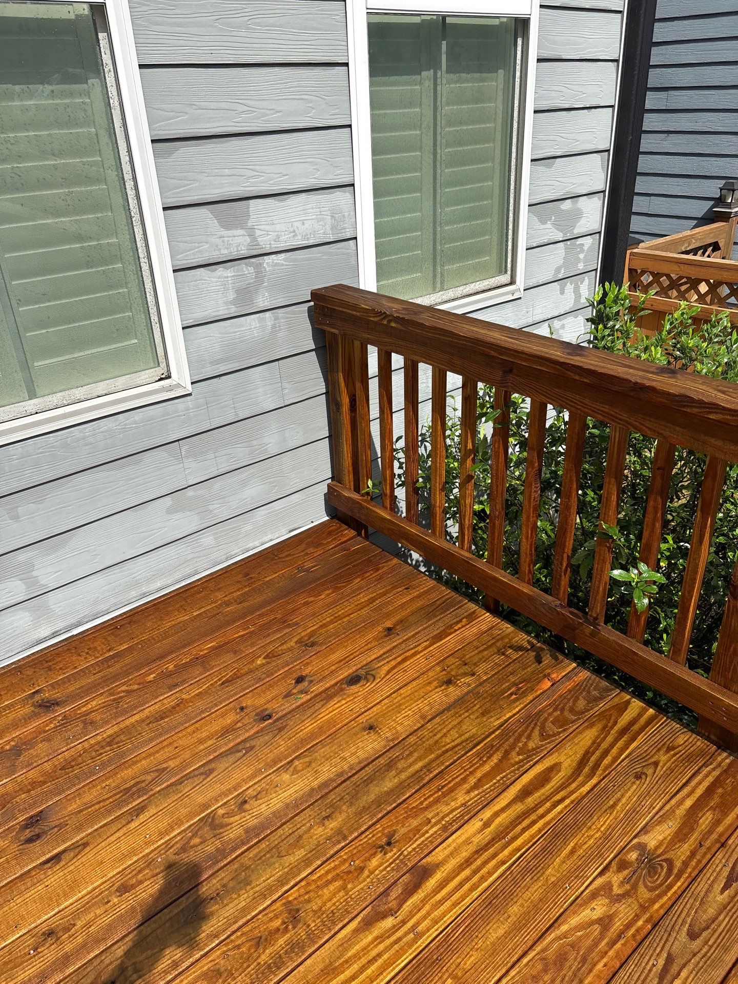 Wood Deck using Wood Sealant by DuraSeal
