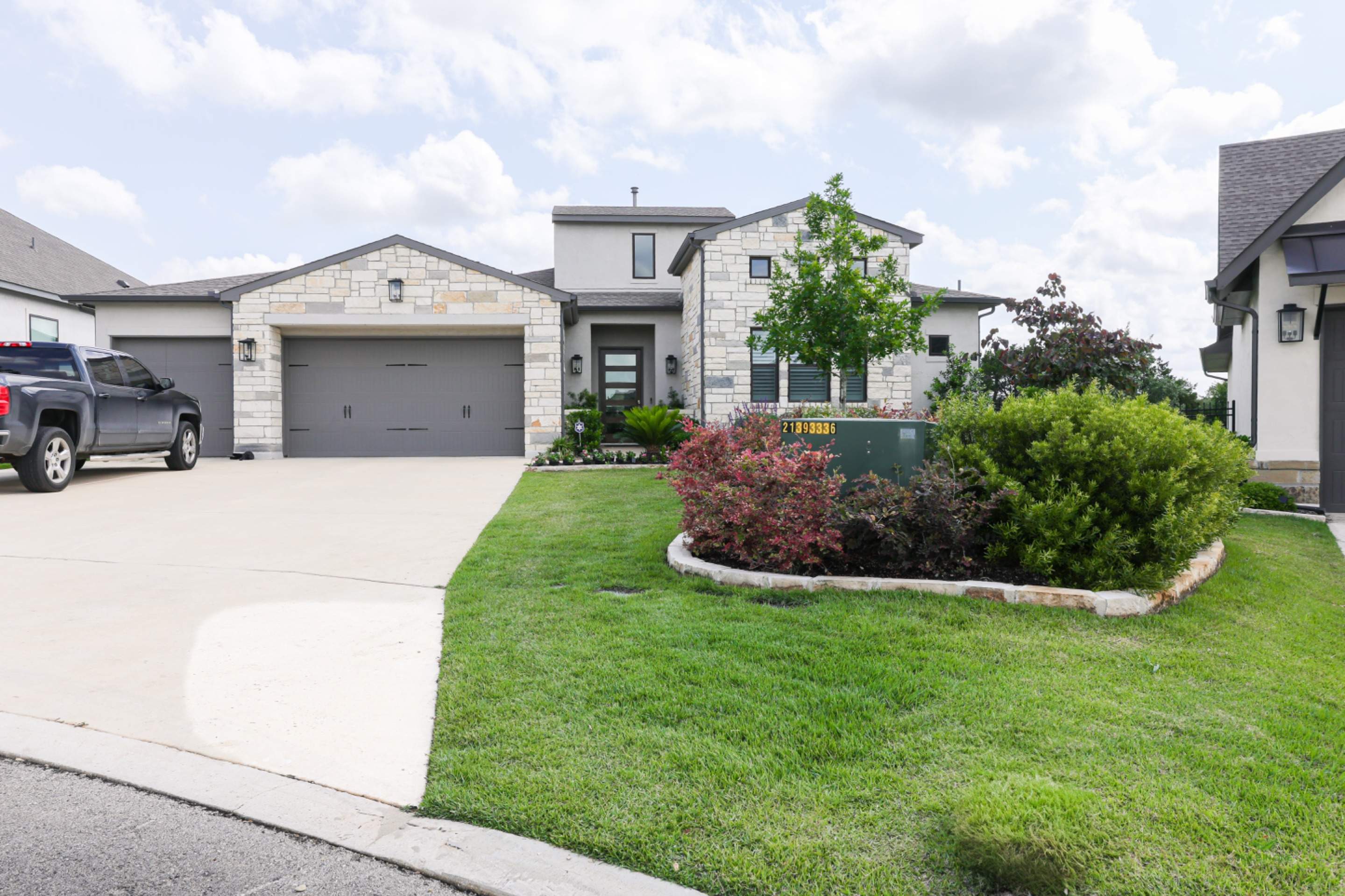 Cibolo Canyons, San Antonio Tx. by Hole In One Lawns, LLC