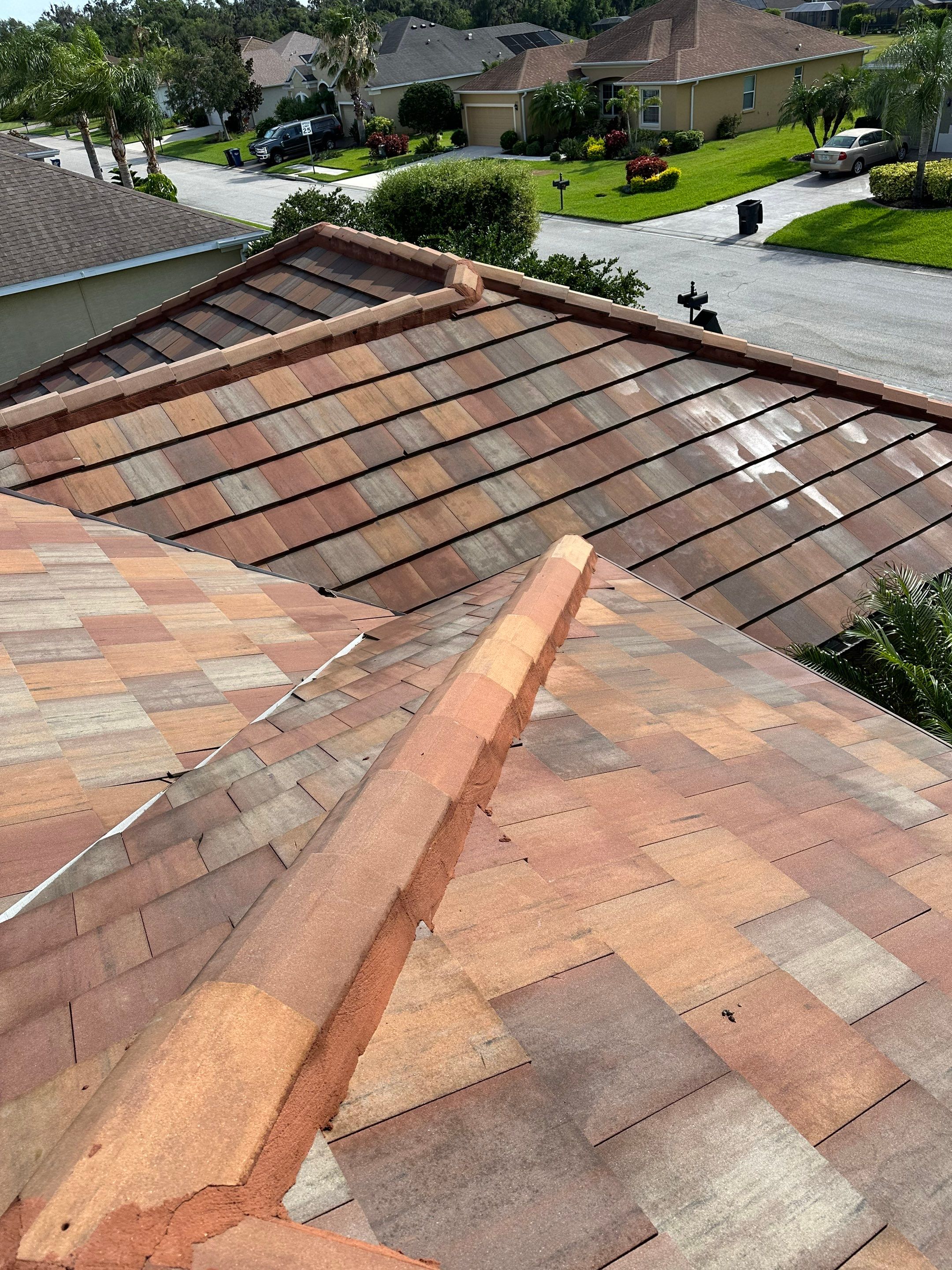 🏡 Tile Roof Cleaning – Gamble Creek Estates, Parrish, FL by Sunshine AquaWash