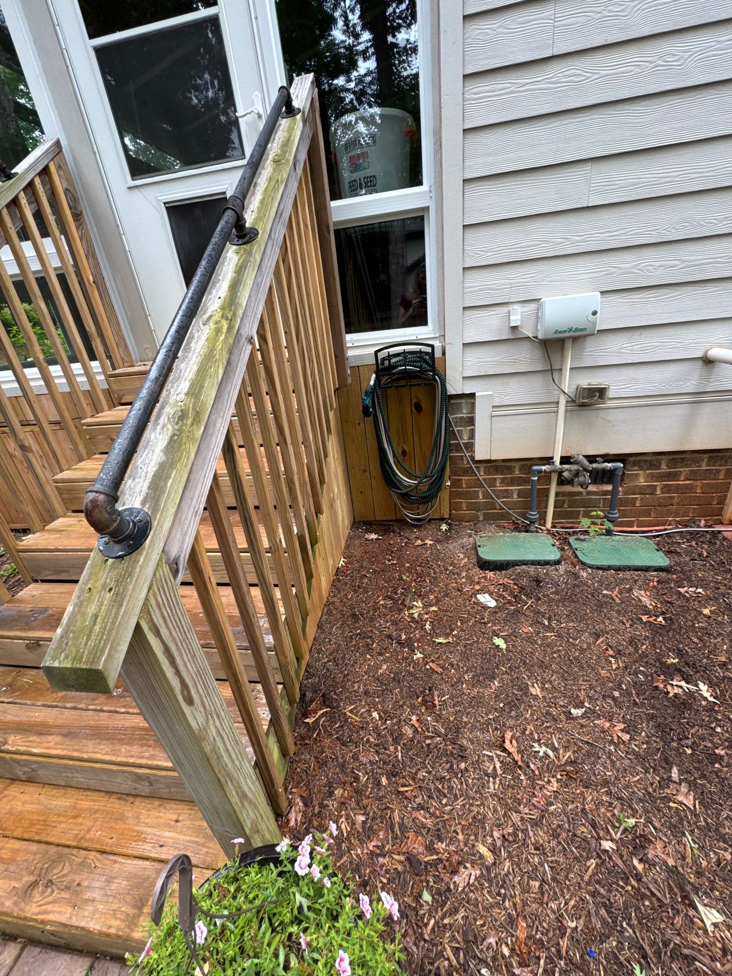 Wood Siding using Wood Sealant by DuraSeal