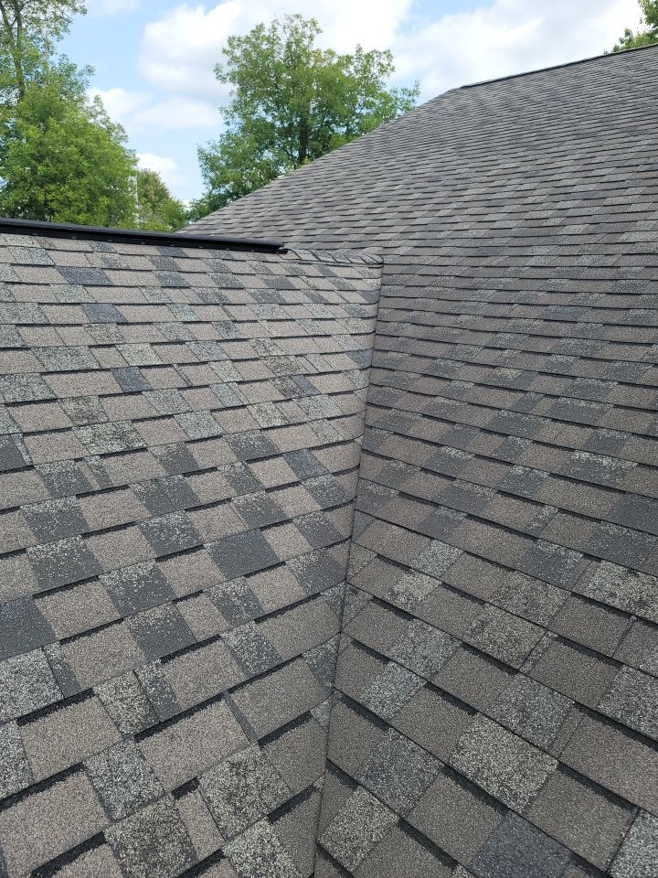 ATLAS PINNACLE PRISTINE COLOR: WEATHERED WOOD DRIP EDGE: WHITE by Eagle Eye Roofing