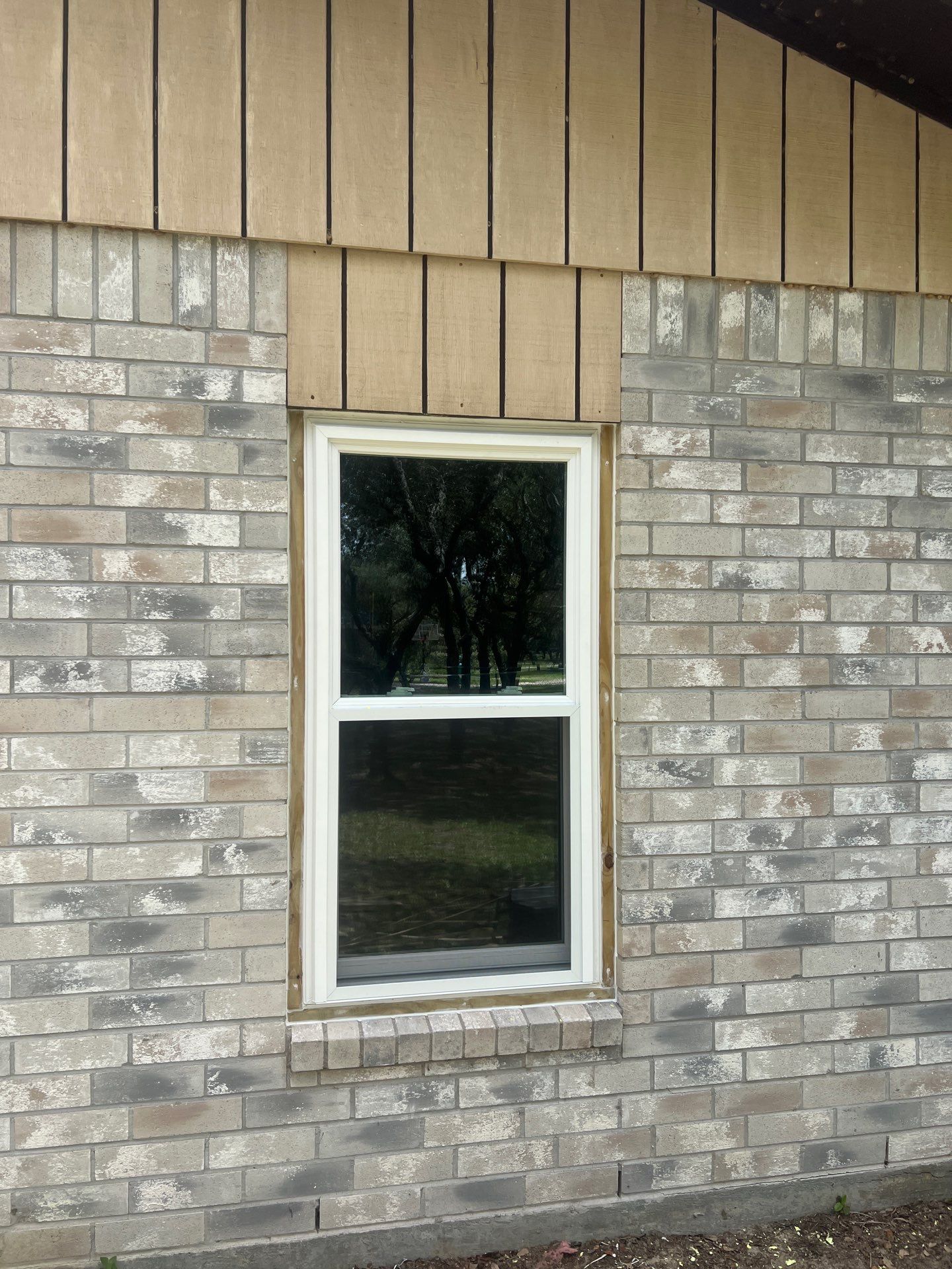 Bay Bay Old Windows by Bayfront Roofing and Construction