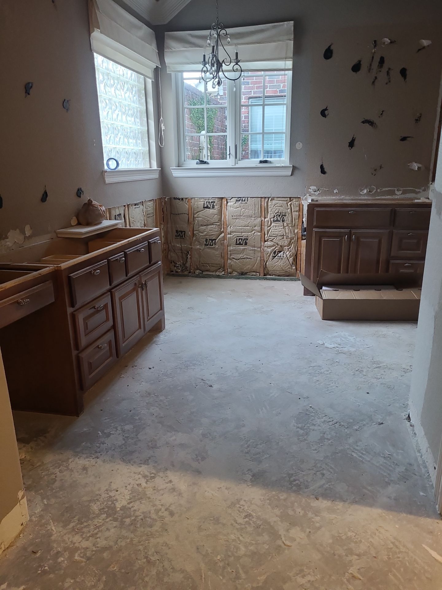 Bathroom Remodel and Closet in Cinco Ranch, TX by SophAlx LLC