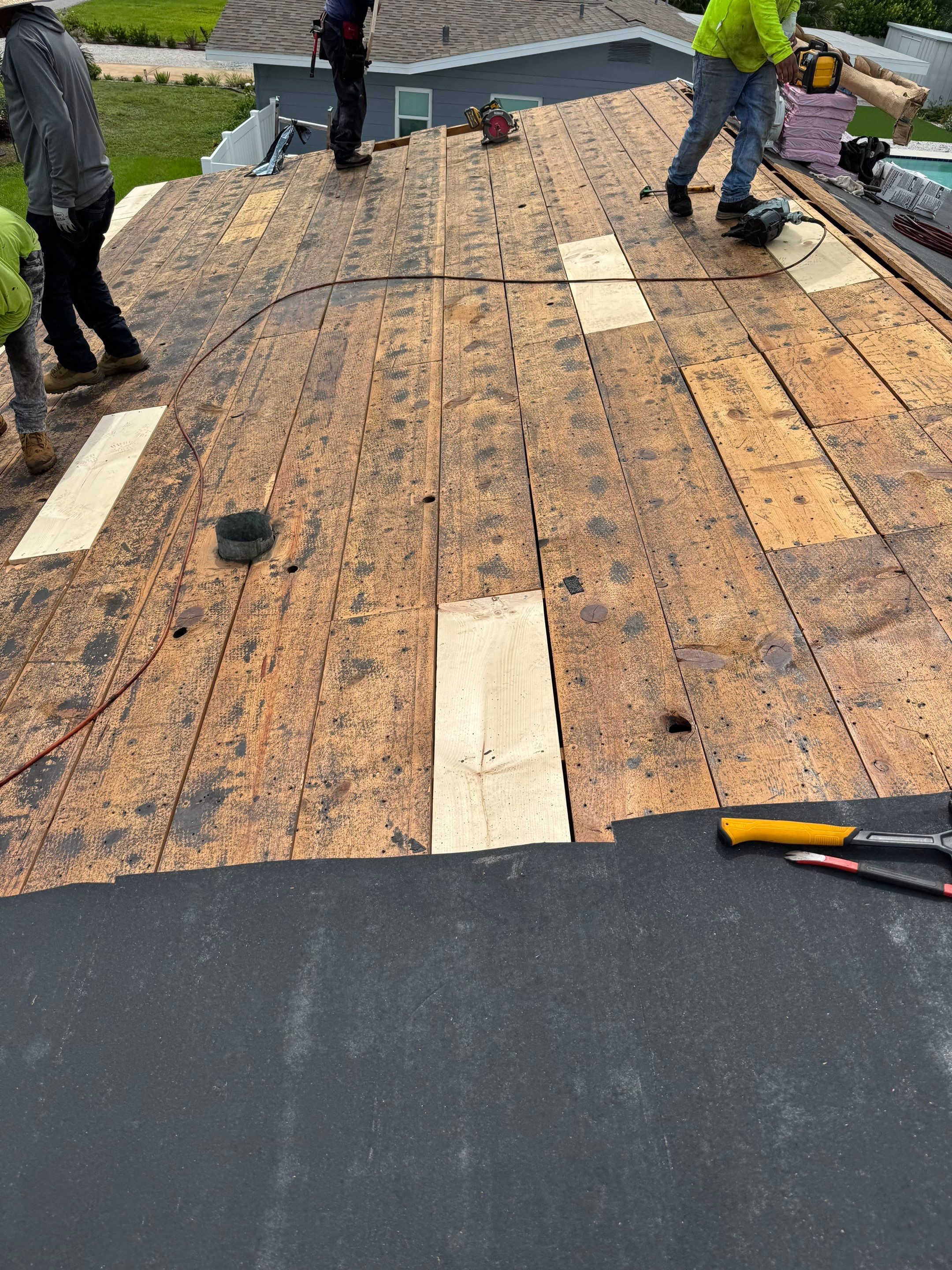 Project in St. Petersburg 33710 by Mitchell Roofing Company LLC 