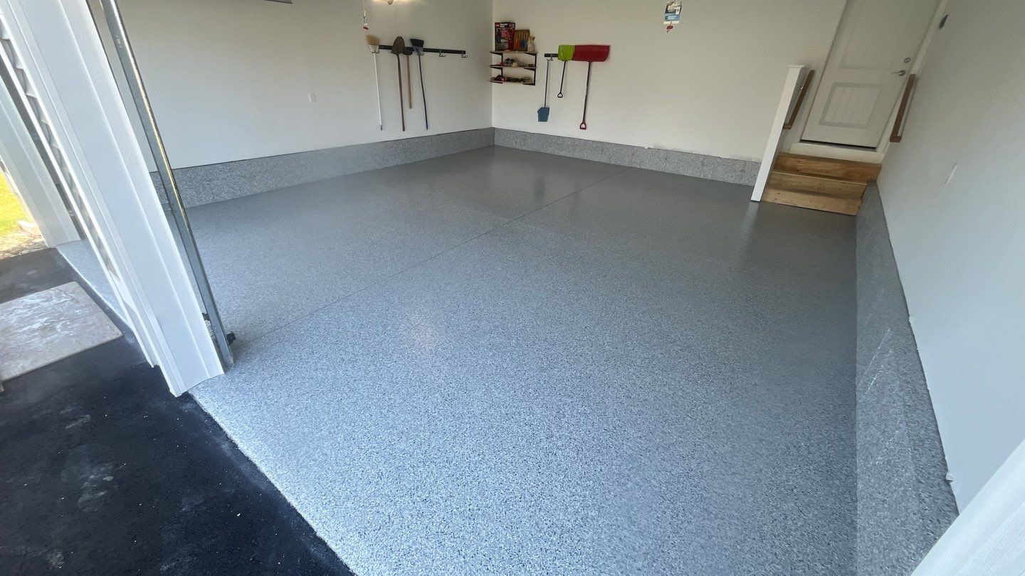 Garage in Londonderry, NH 03053 by Symphony Concrete Coatings