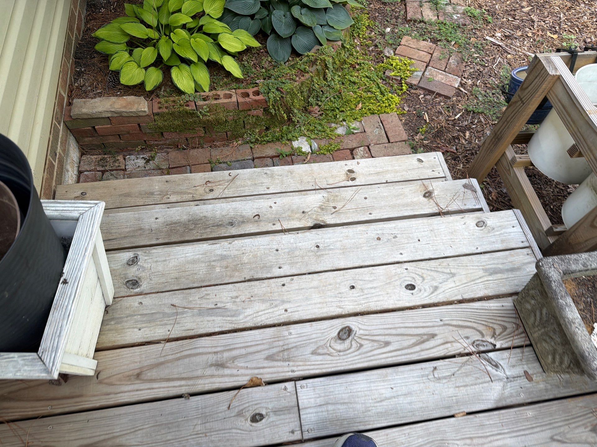 Deck using Wood Sealant by DuraSeal