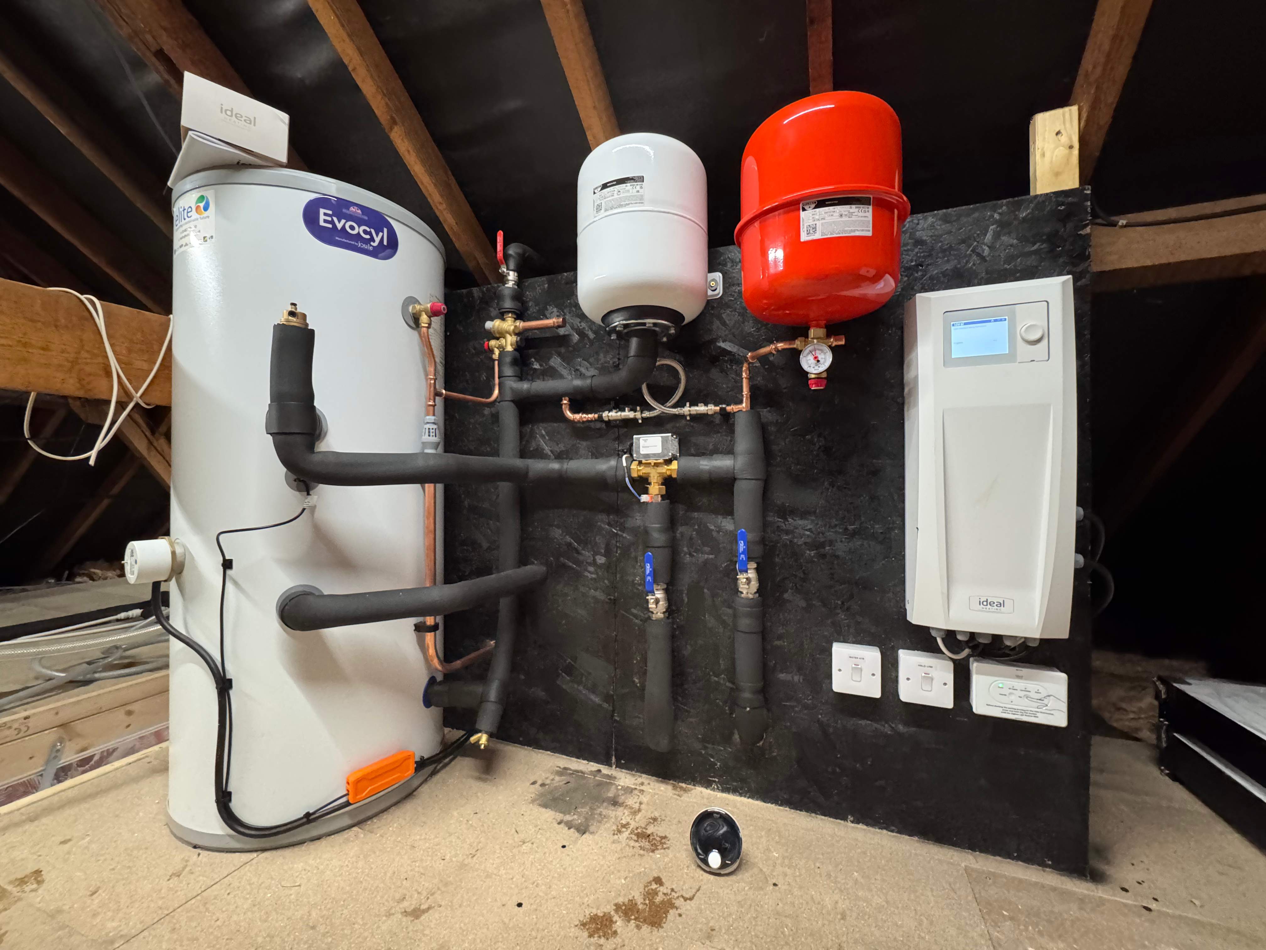 ♻️ “No space for a cylinder?” Think again… by Elite Services Group Ltd