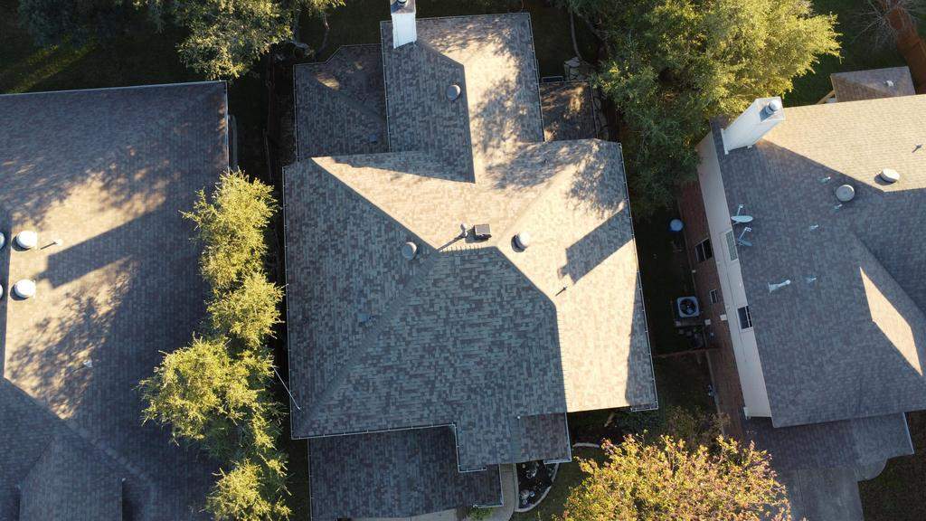 Driftwood - Owens Corning TruDefinition Duration by RoofsOnly.com