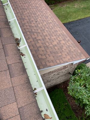 Turtle Shell gutter protection installation in Naperville, IL 60540, photograph 32