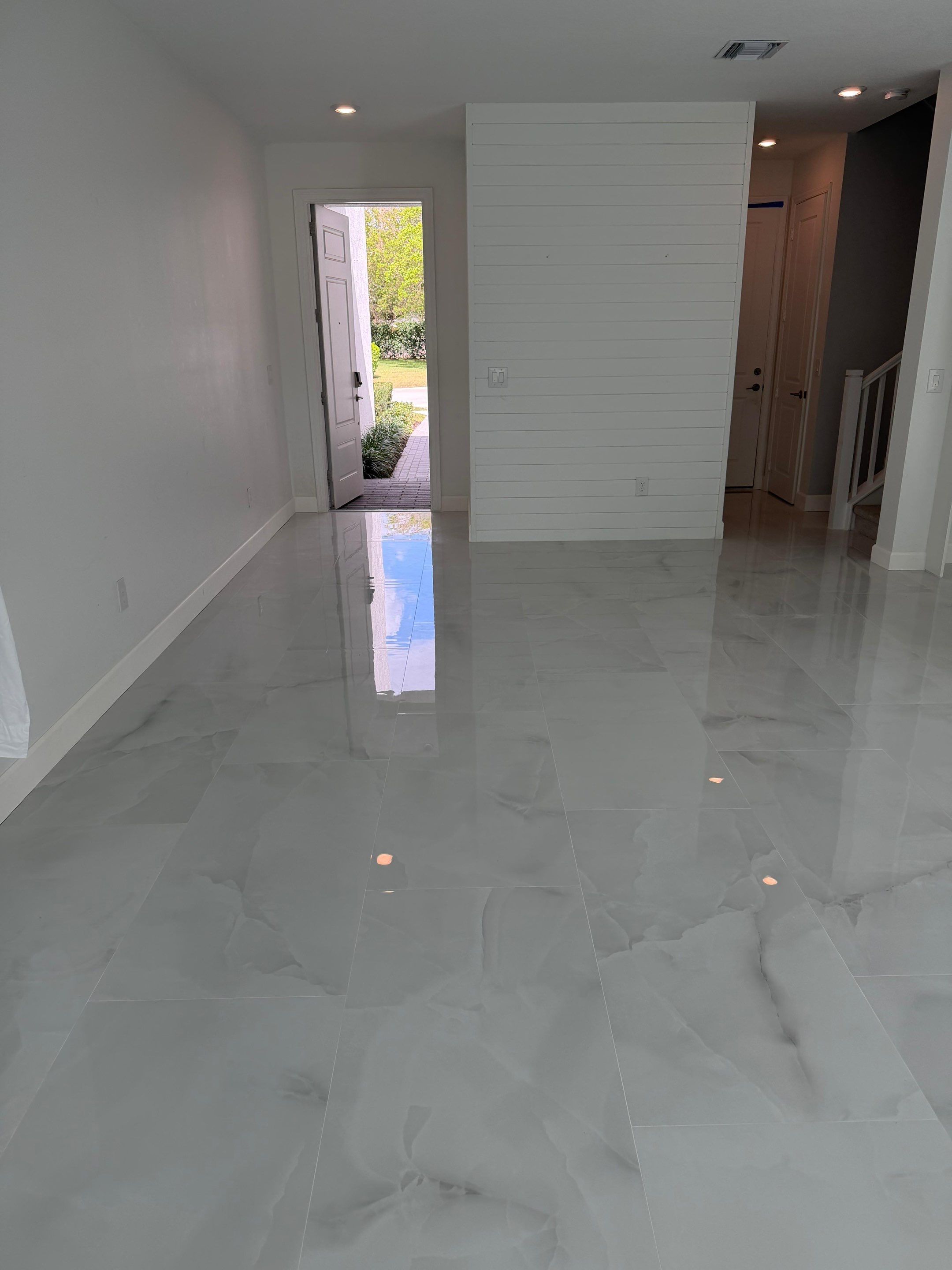 Floors and Baseboards - Wellington by Hevi Tile