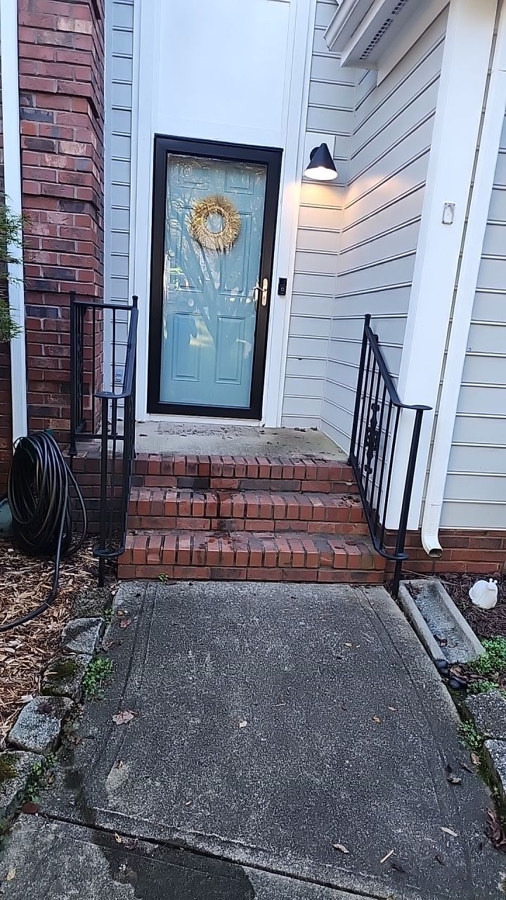 House Wash using cleaner by Power Wash Masters LLC