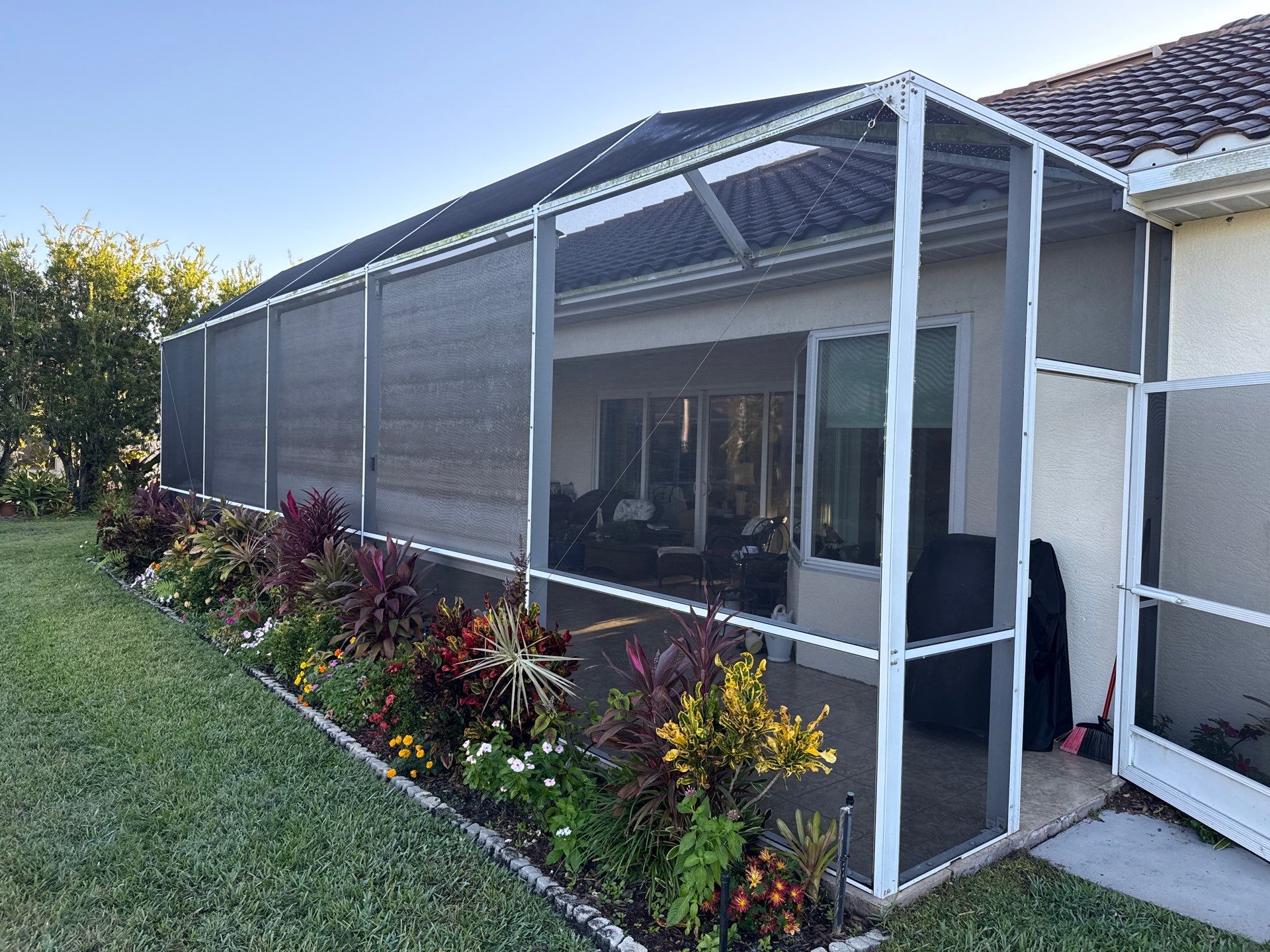 University Park Lanai Transformation | Screen Enclosure & Shade Cleaning by Sunshine AquaWash