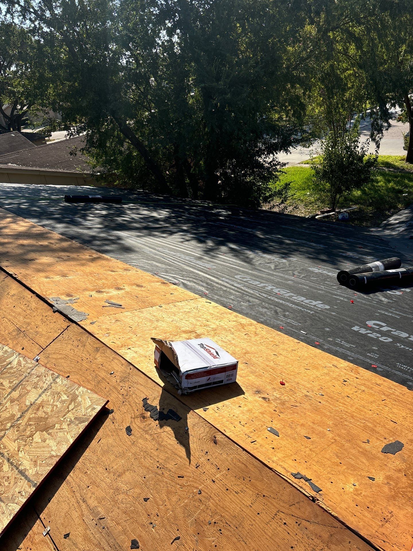 Residential Roofing Installation using Owen's Corning Duration (Lifetime) Shingles by Roof Repair Company