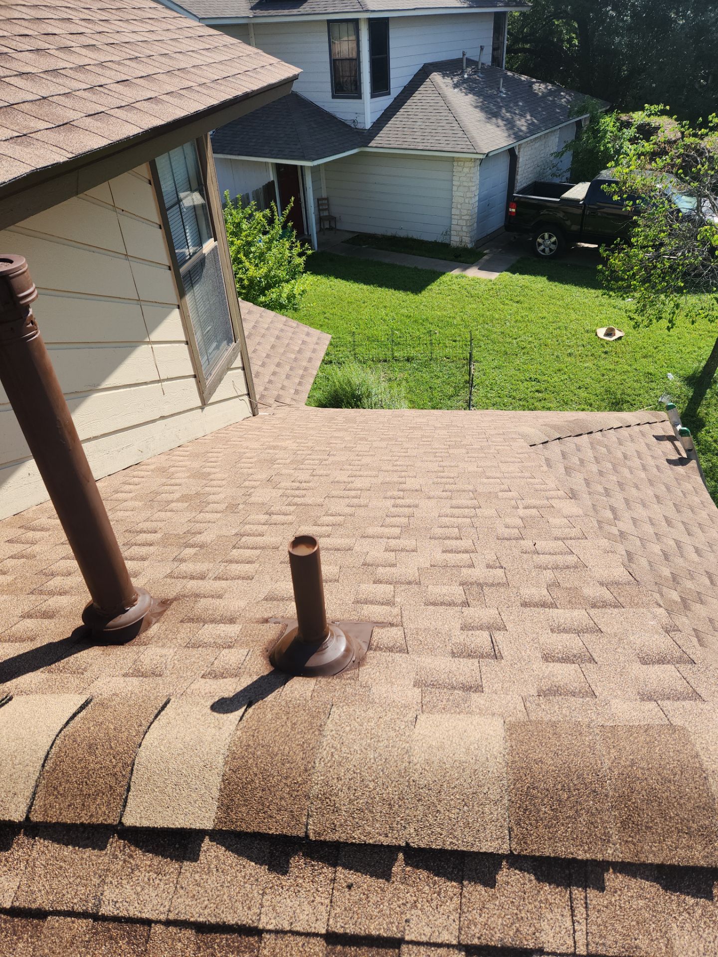 Shakewood - GAF Timberline HDZ by RoofsOnly.com