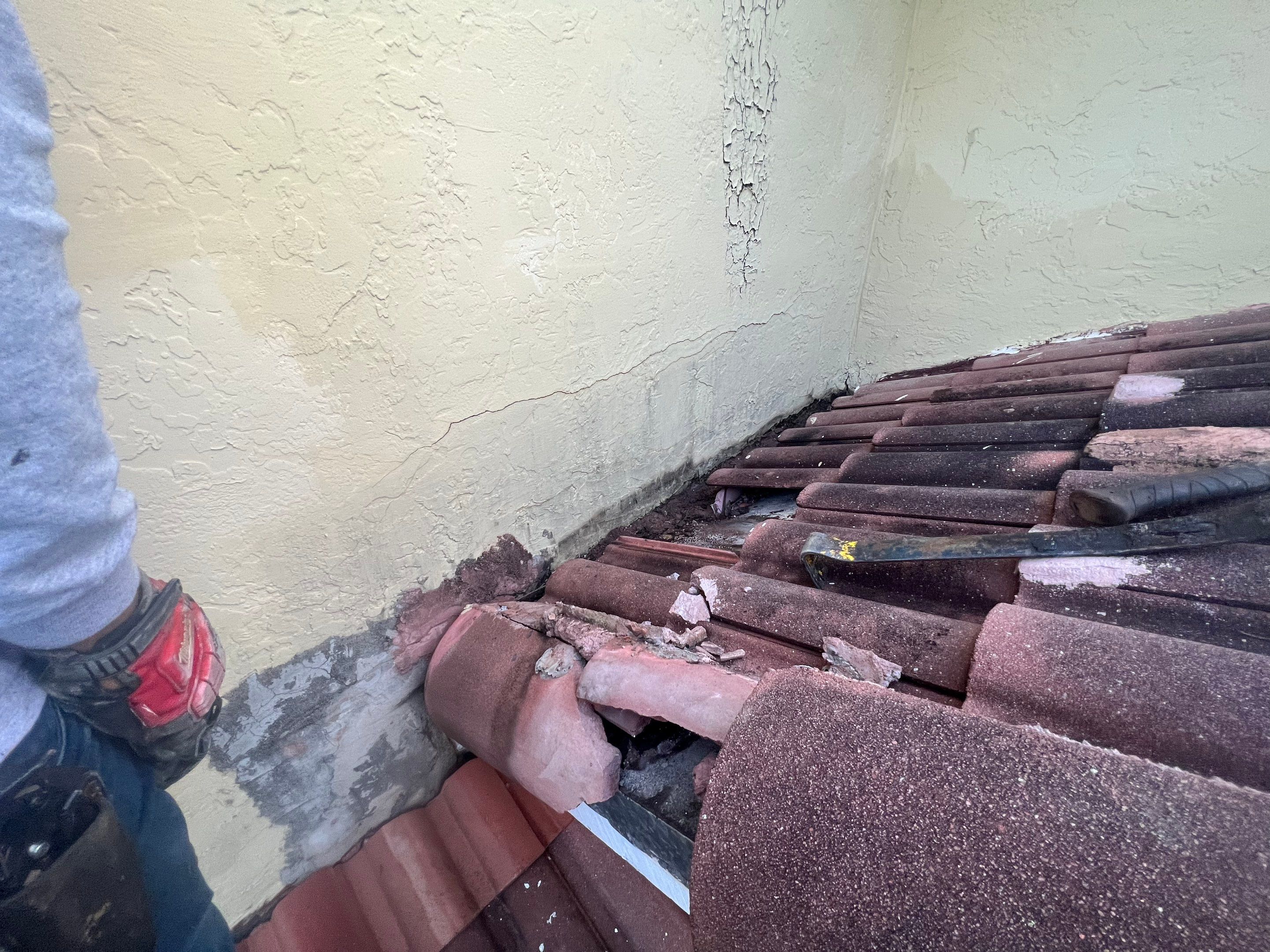 Natures Cove Rd., Dania Beach, FL by G&J Roofing 