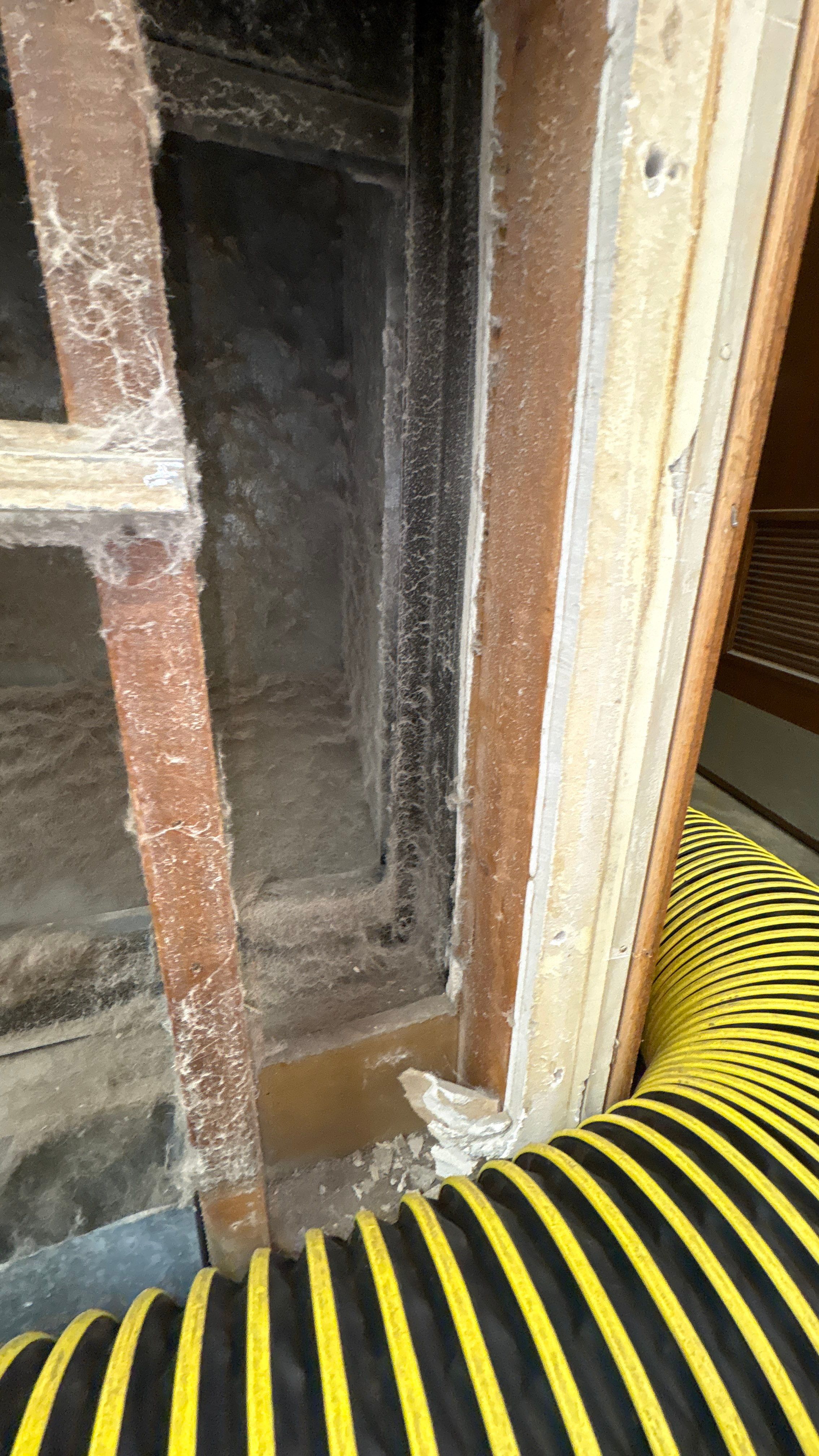 Commerical Air Duct Cleaning in Youngstown, OH by Superior Air Duct Cleaning