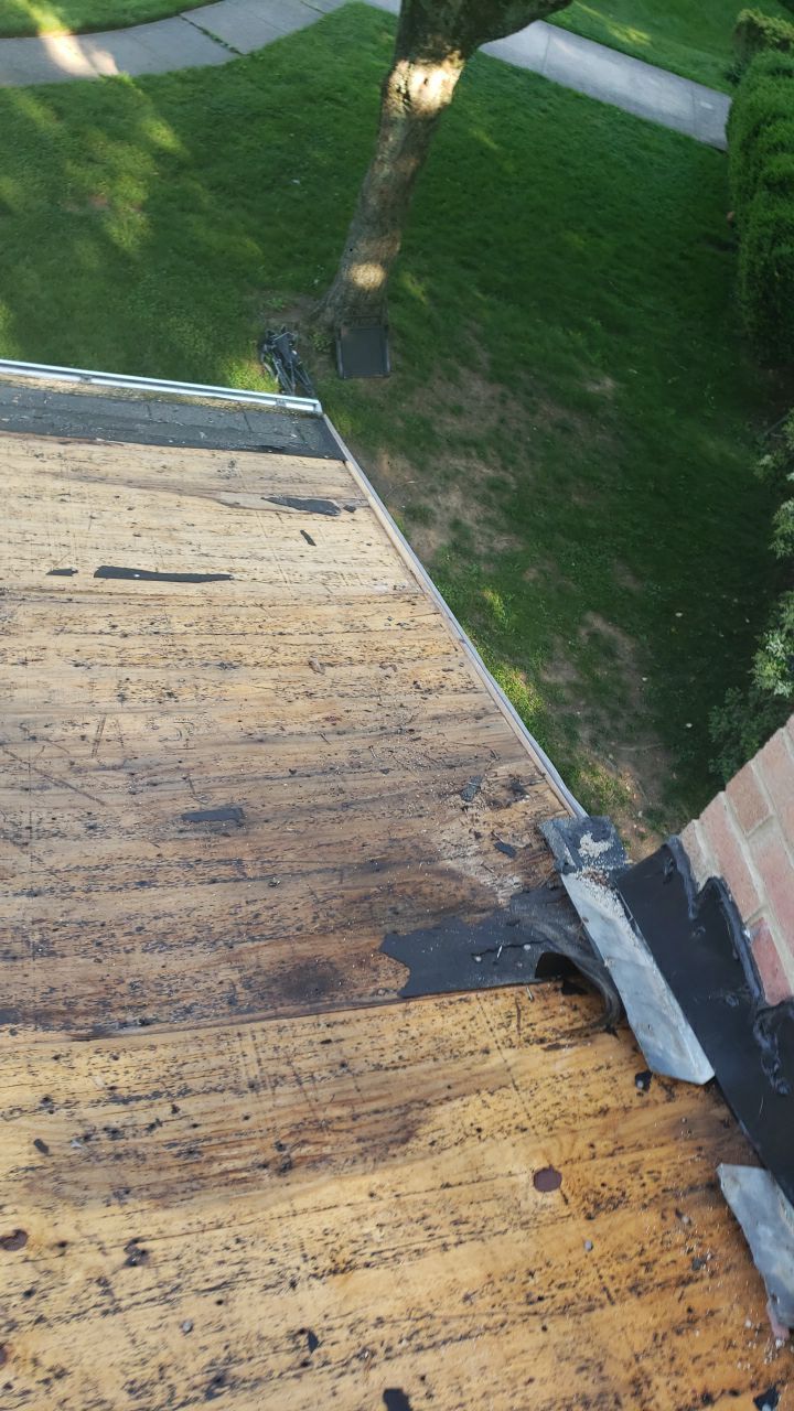Springfield CertainTeed Landmark Weathered Wood Roof Installation by RM Banning, Inc.