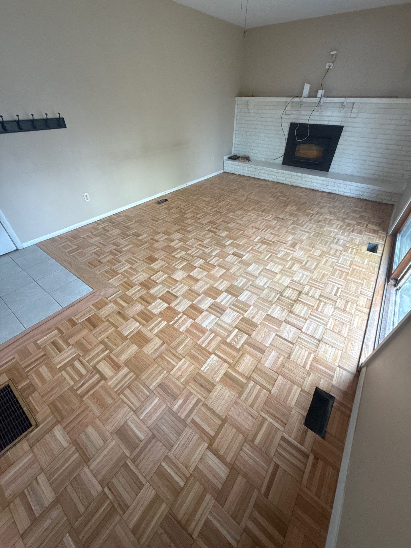 Parque restoration by Ann Arbor Hardwoods 