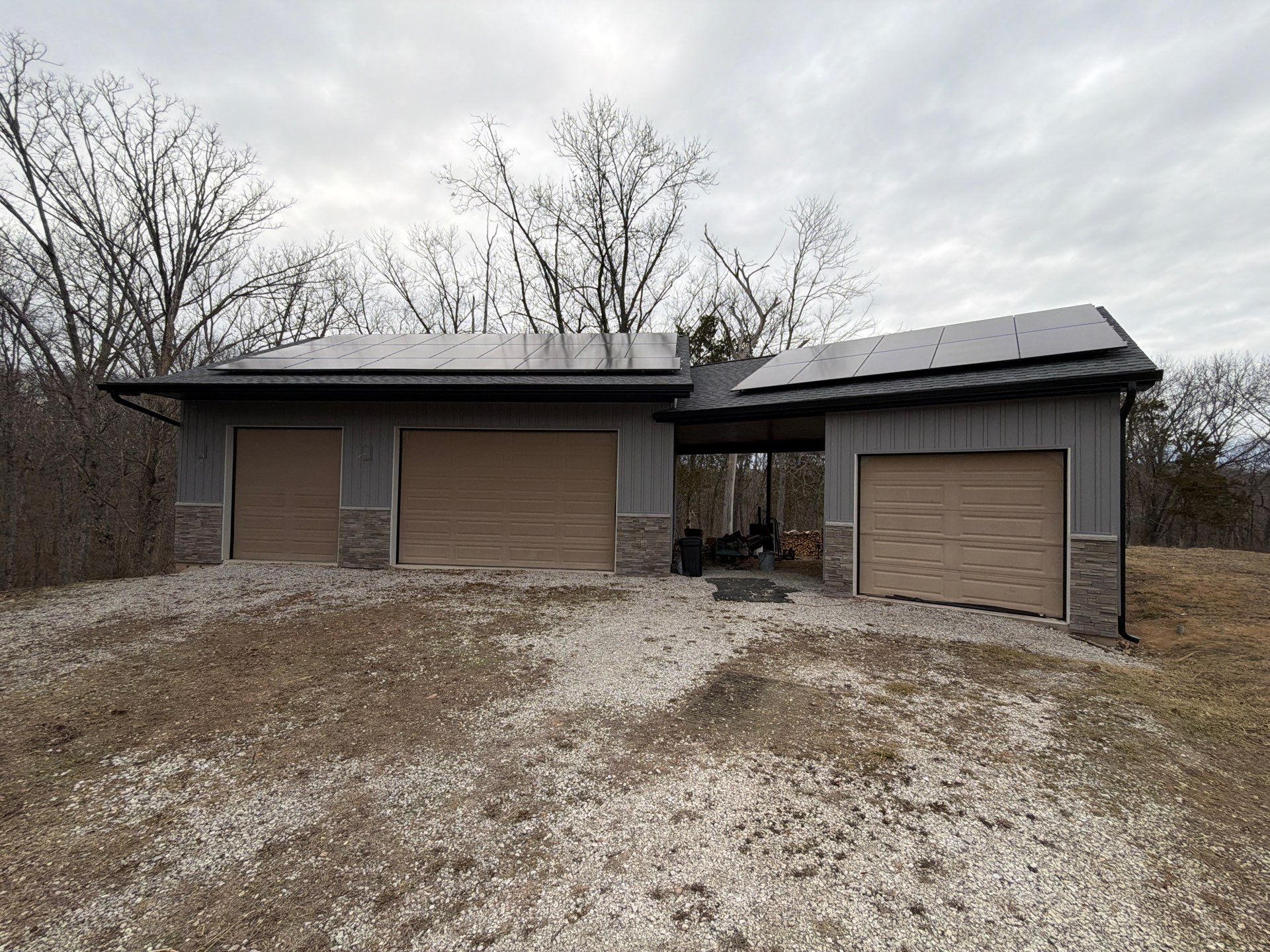 Comprehensive Exterior Renovation and Roof Replacement in Defiance by Acute Roofing And Exteriors