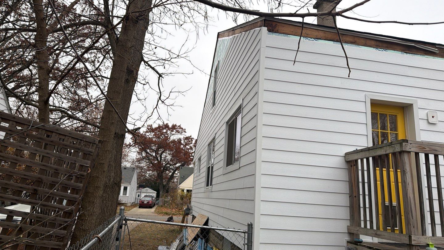 Siding Replacement using Ascend Glacier White by 180 Contractors