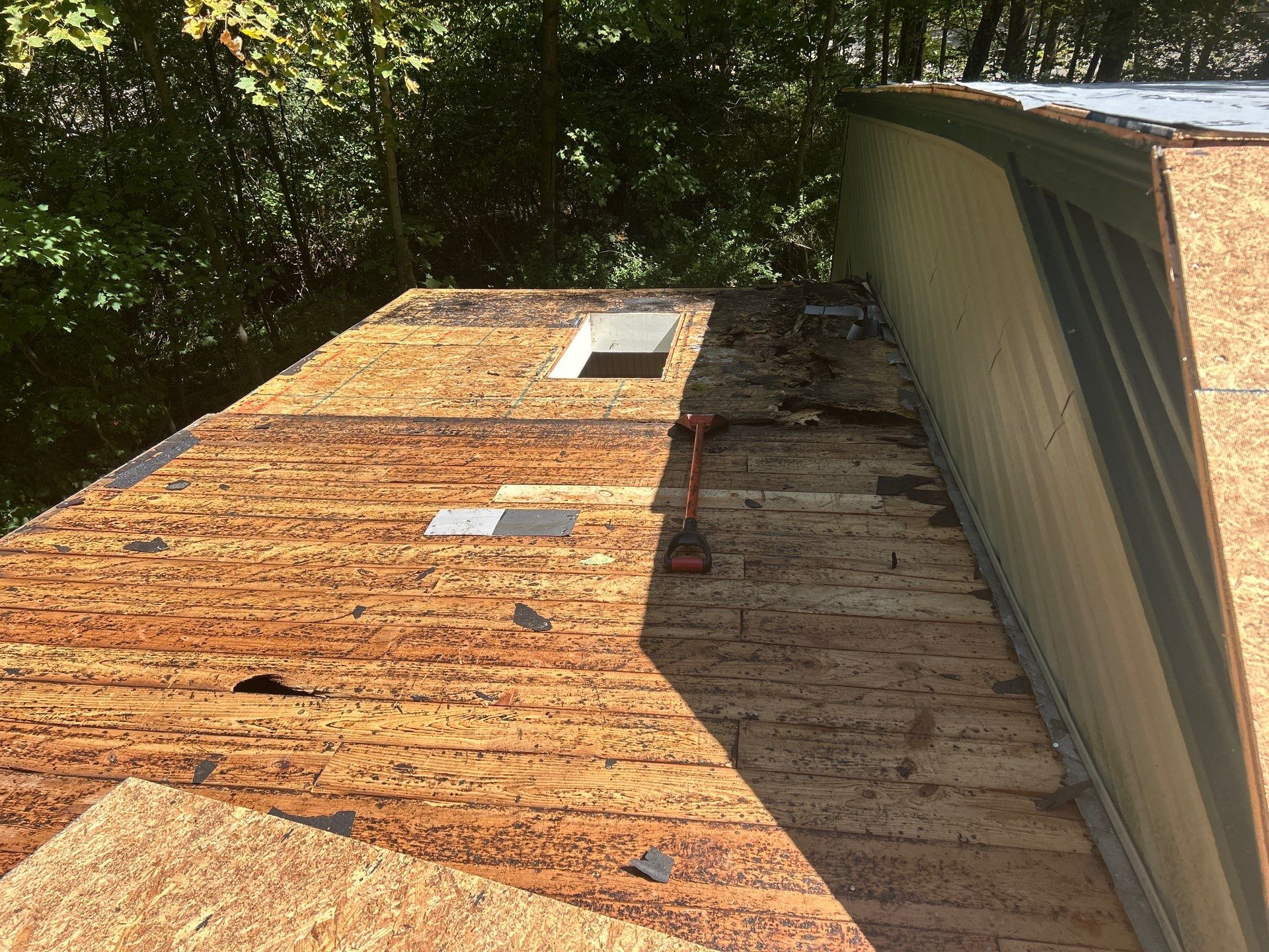 Residential Roofing Installation using GAF Timberline HDZ Williamsburg Slate by Rainstoppers Roofing