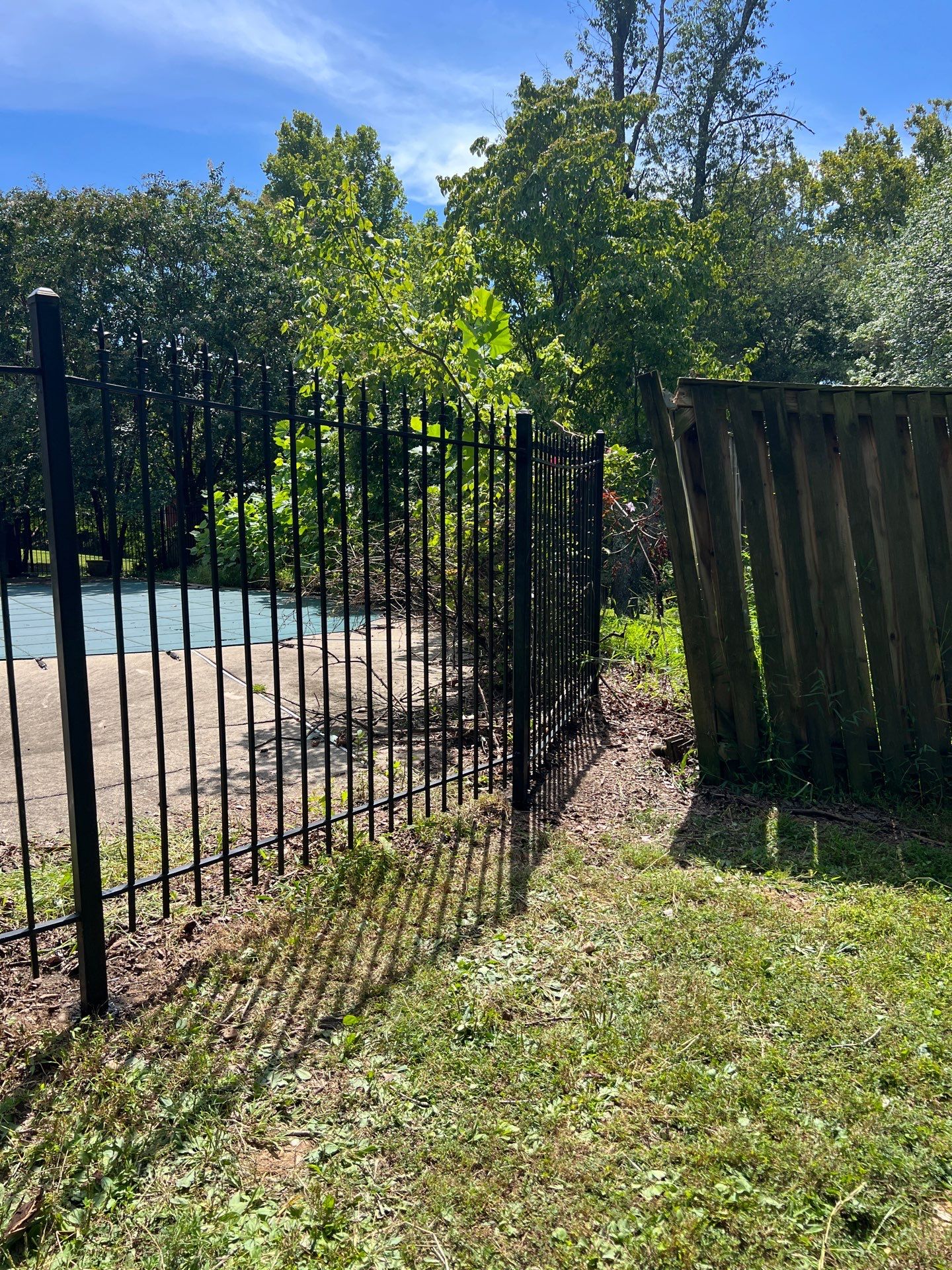 Traditional Iron Fence Replacement – Potomac, MD by Capitol Iron Works