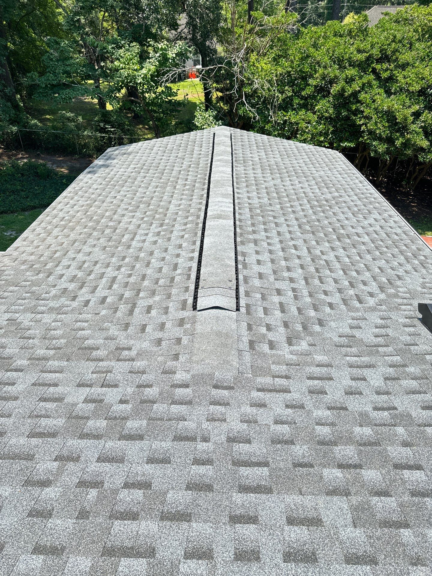 GAF HDZ - Pweter Gray by Linta Roofing