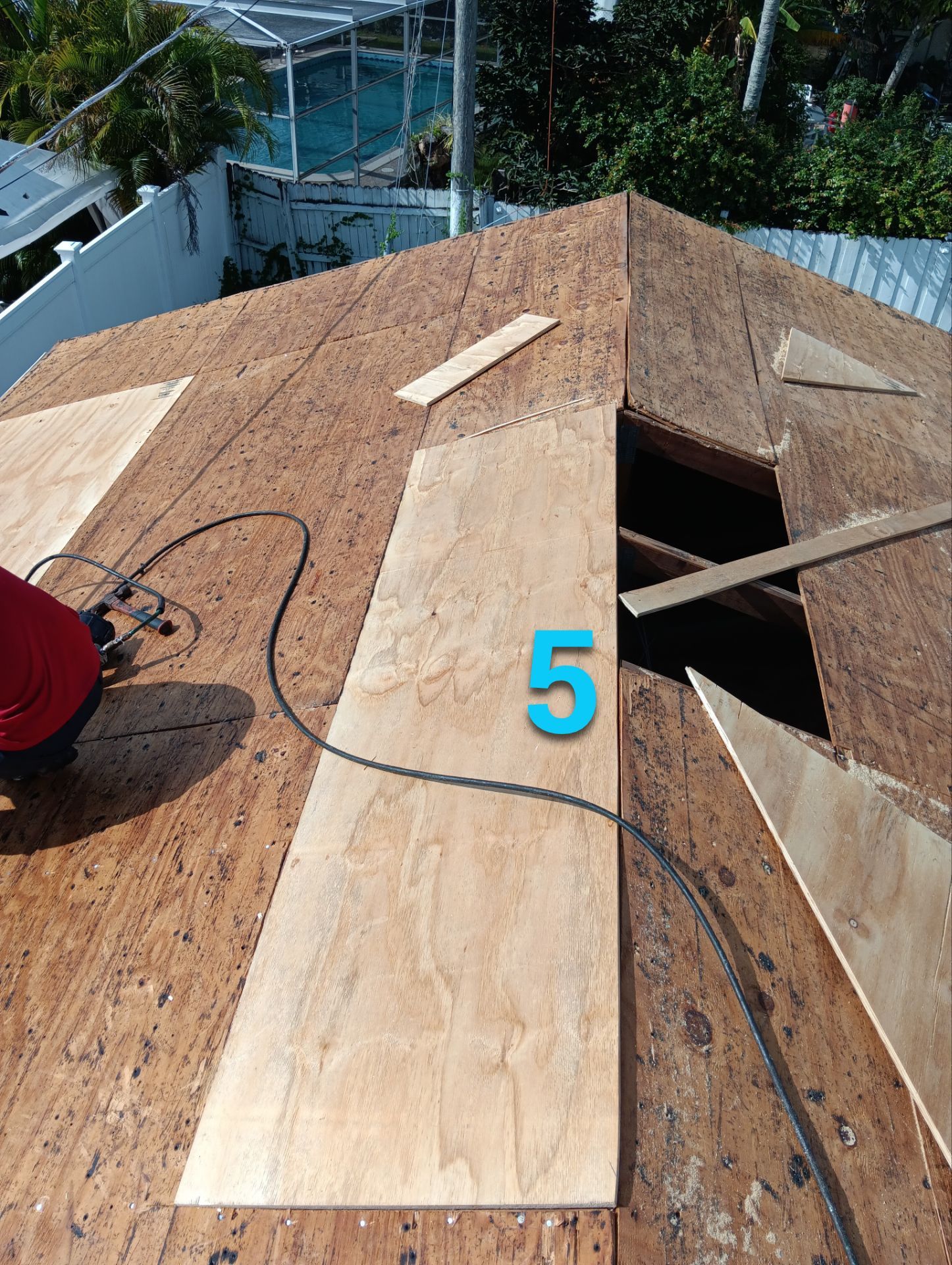 Shingles Roof in Boca Raton by Roofing Recovery