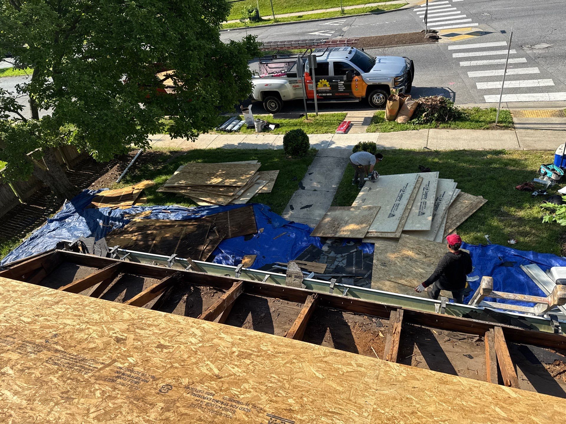 Residential Roofing Installation using GAF HDZ SHINGLES by La Bendicion Contruction Llc