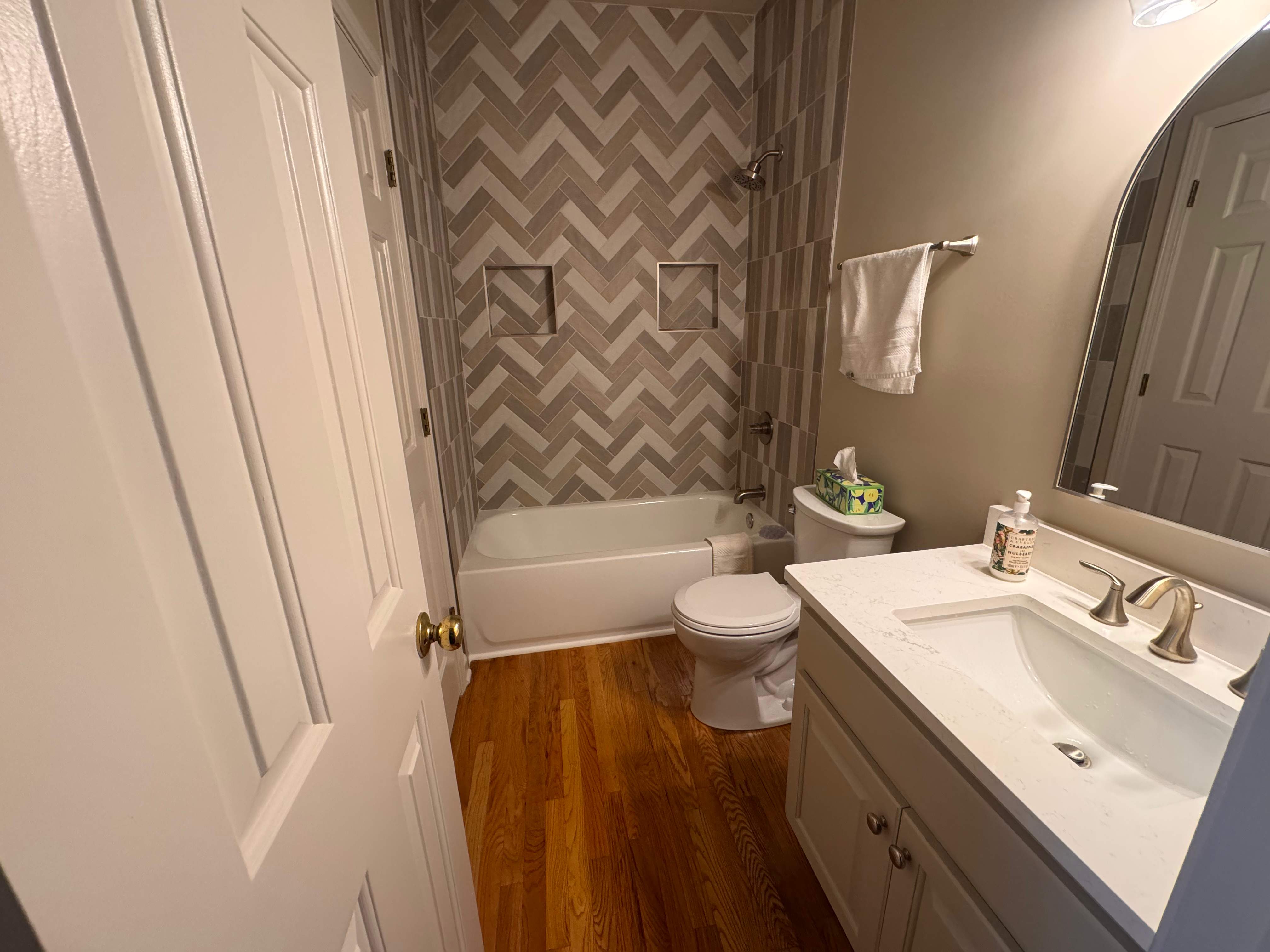 Hall bathroom renovation by Prudencio