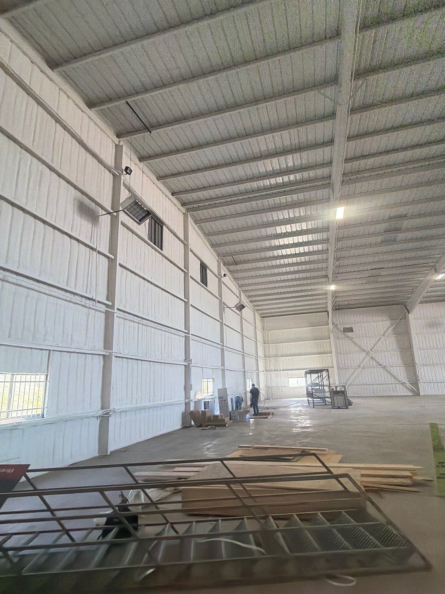 20,000 SF Airplane Hangar  by Apex Insulation Solutions