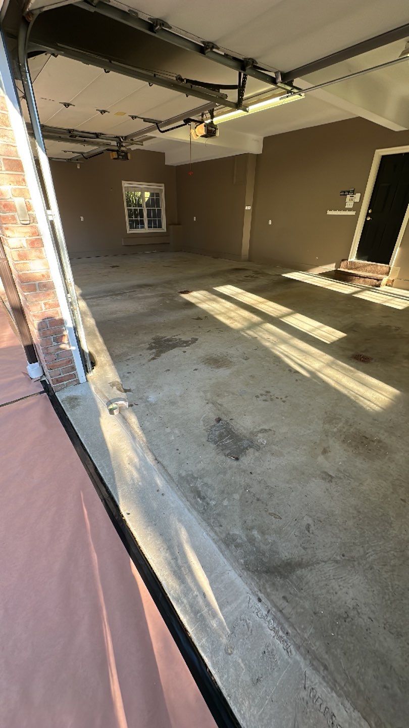 Big Garage Project in Mars by Floors in a Day, Inc