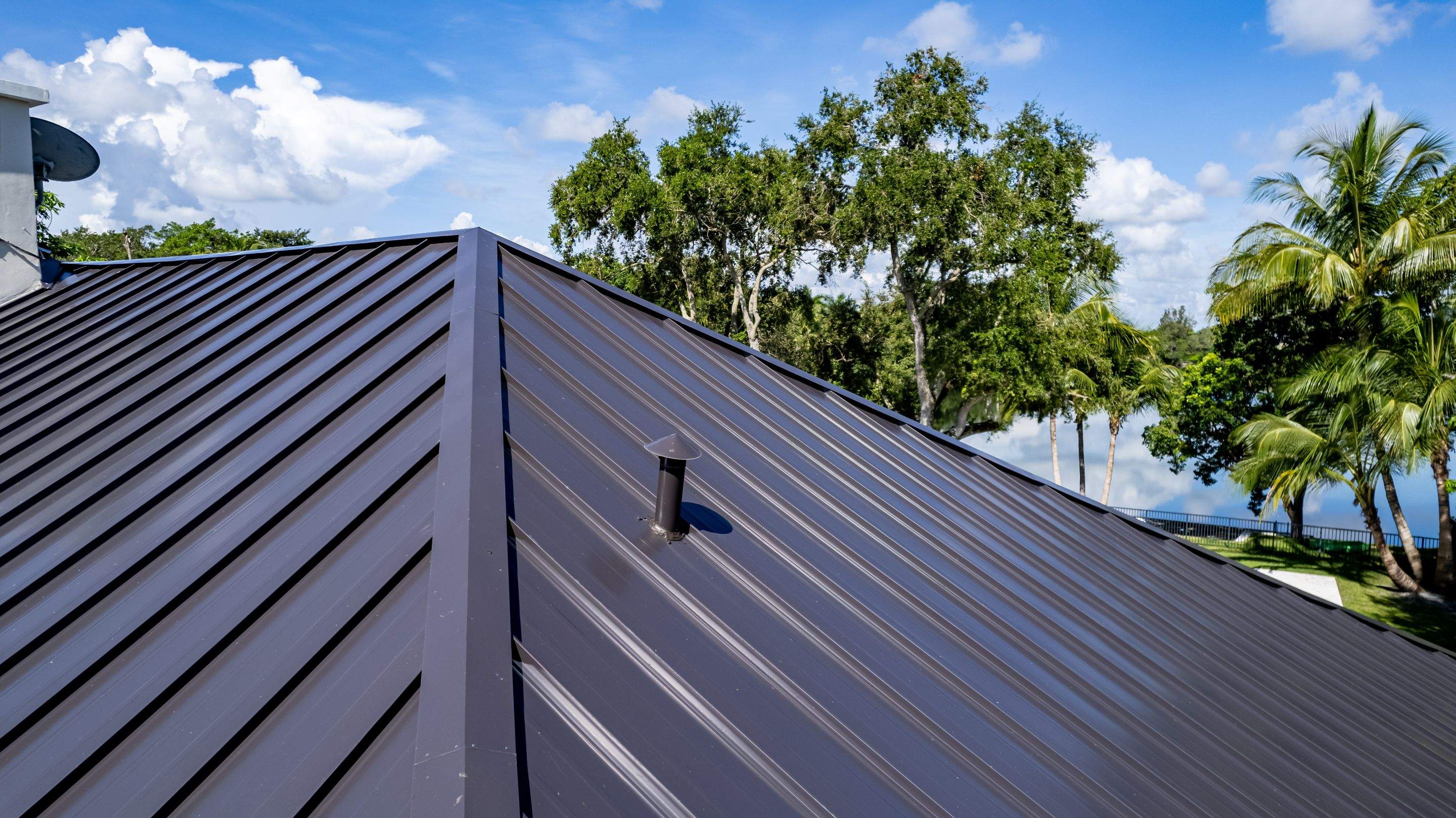 Metal Roof - Galvalume - Dark Bronze by Istueta Roofing
