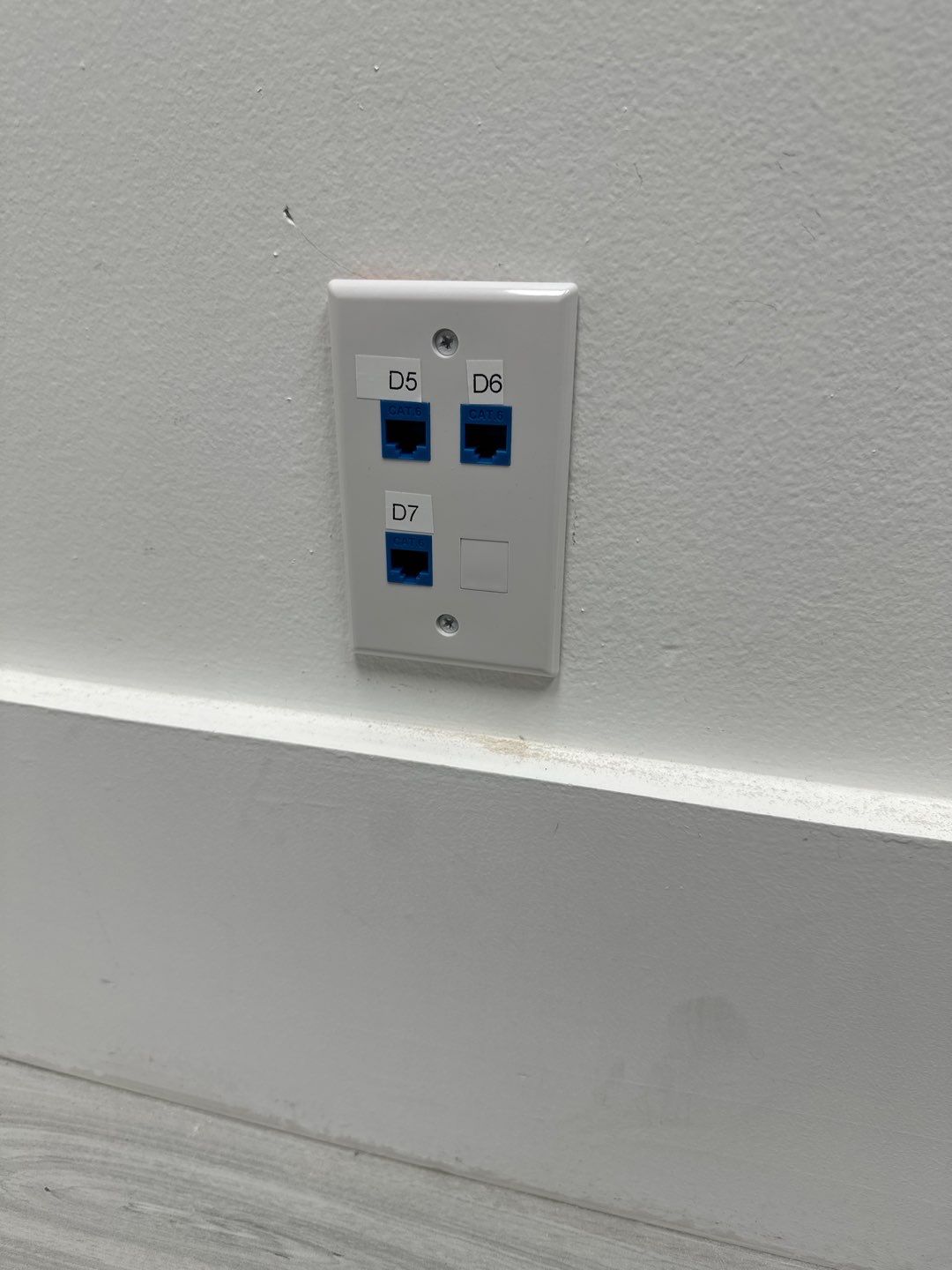 West Palm Beach Airport – Fiber Optic & Point-to-Point Wireless Bridge Network Installation by TeleCommPro