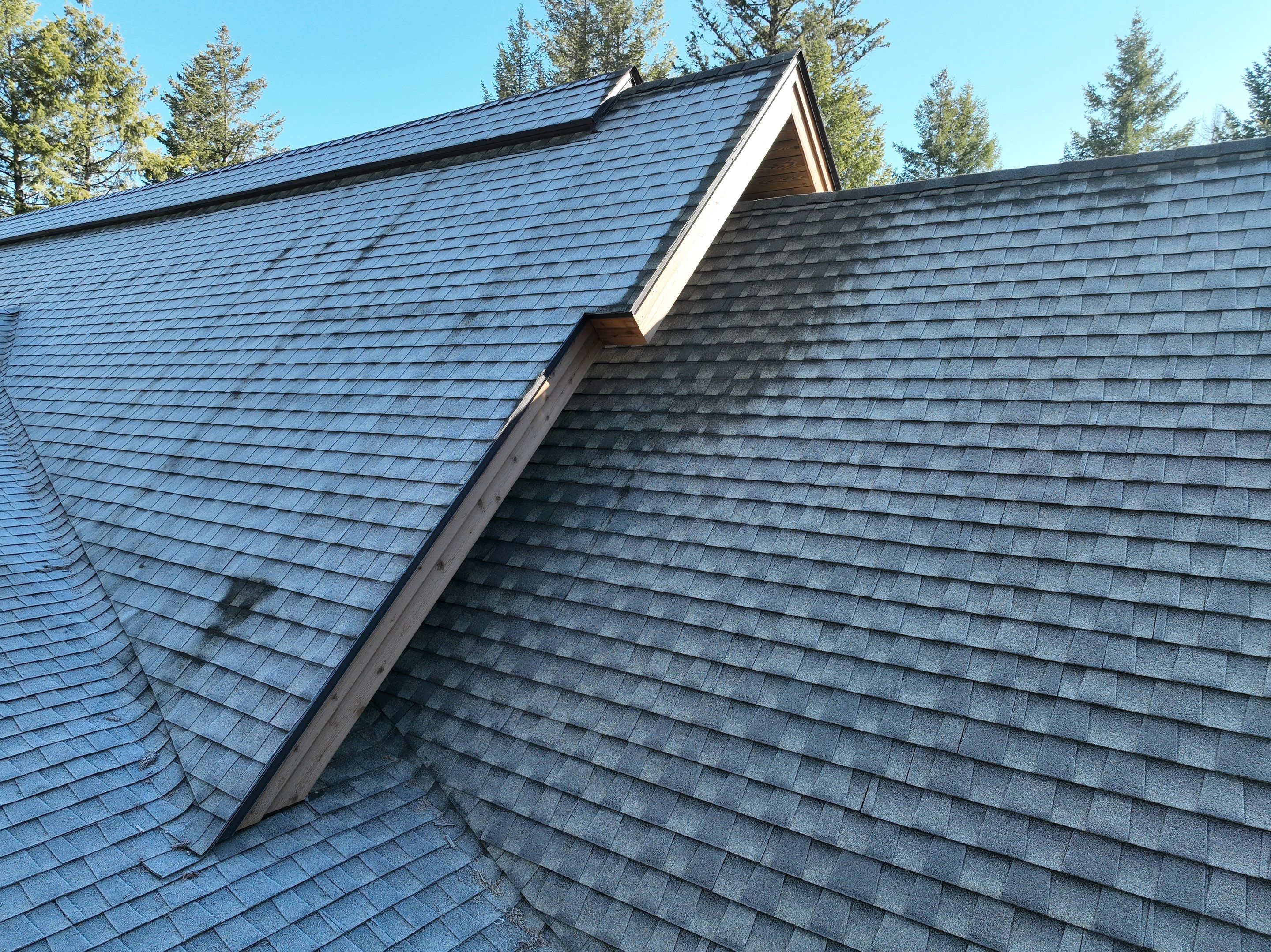 UHDZ Whitefish Hills - Weathered Wood by Montana Roofing Solutions