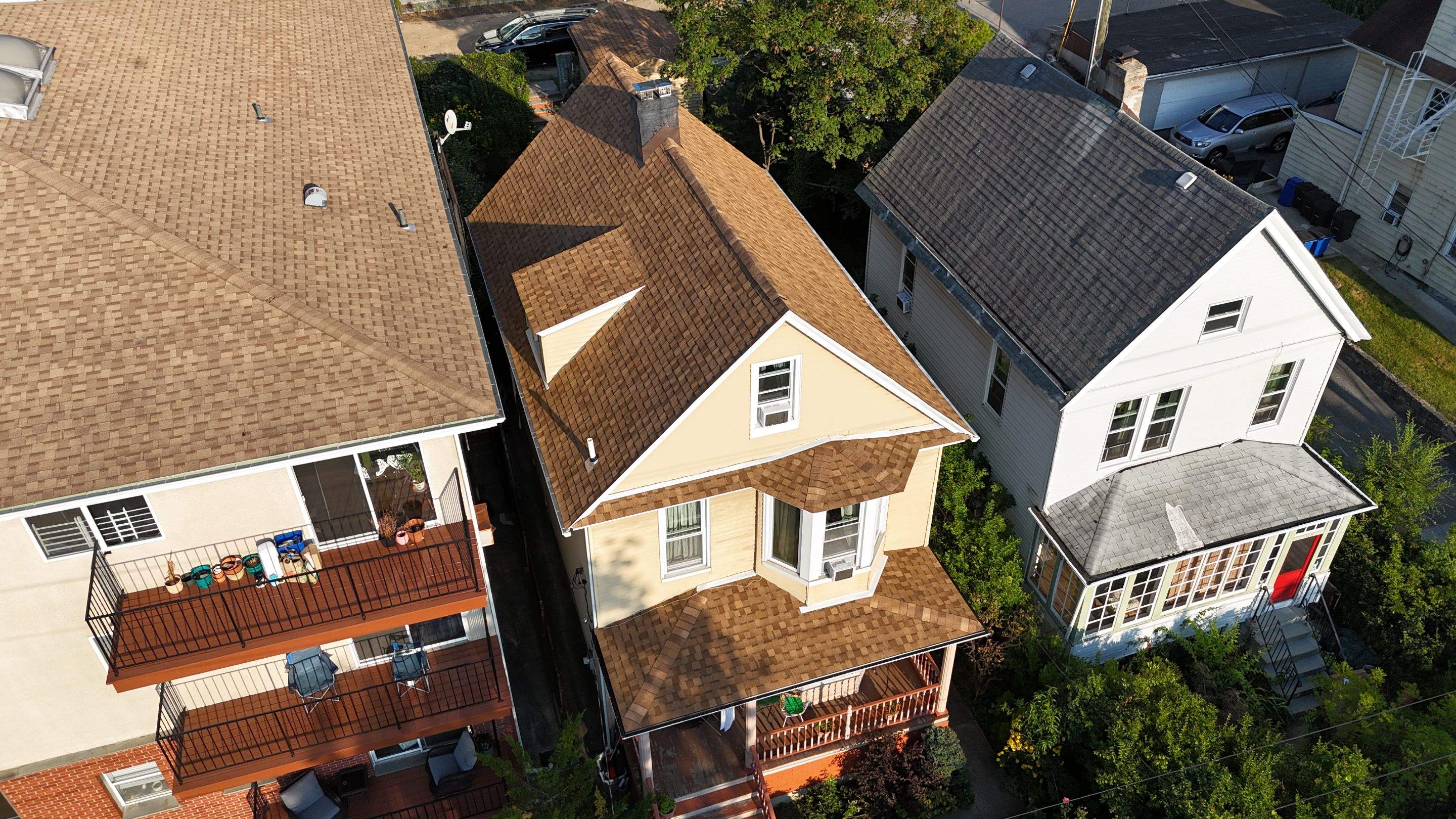 Project in Hastings-on-Hudson by The Energy Efficient Roofer & George's Seamless Gutters
