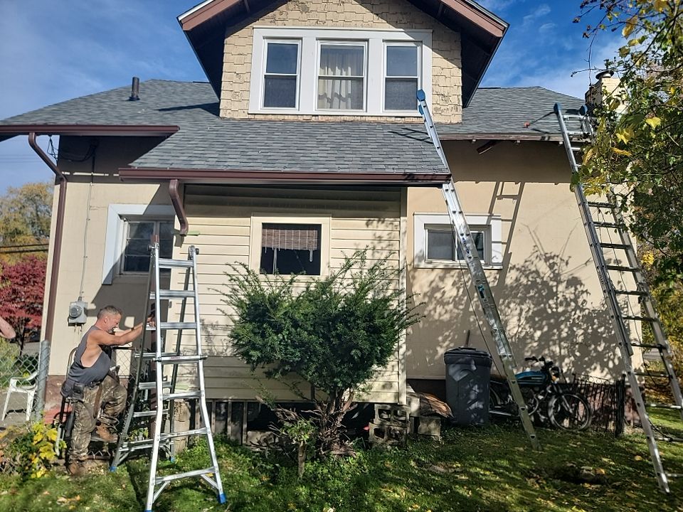 Darla Heidy by Silver Leaf Contracting 