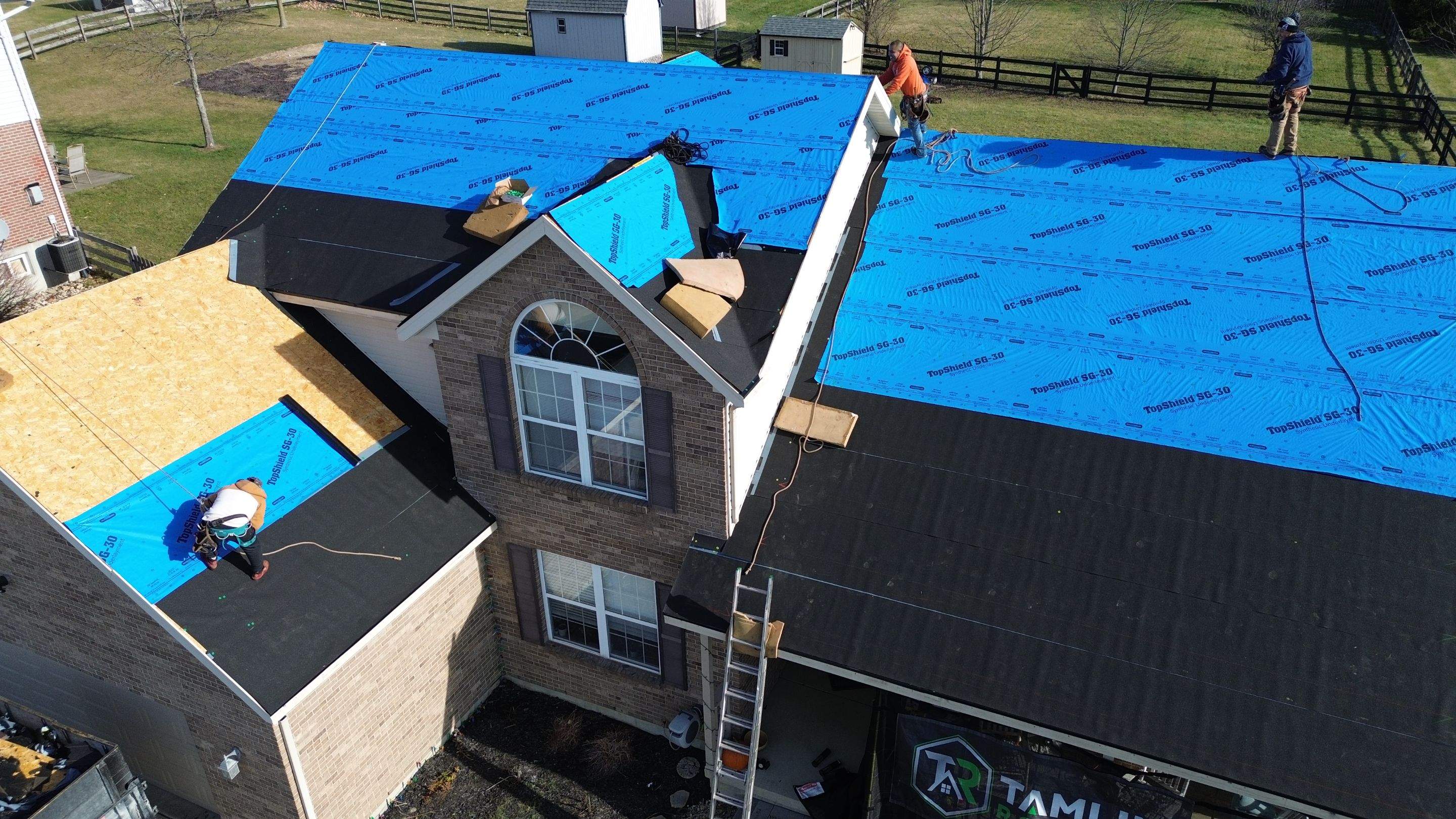 West Hamilton - Pristine Black & Gutters by Tamlin Roofing