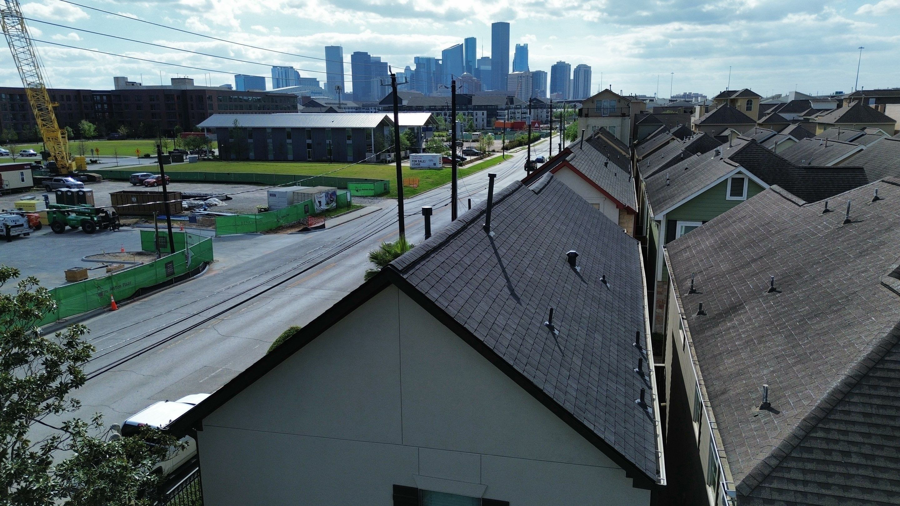 Houston Roof Installation using Atlas Pinnacle Pristine by Modern BYLT Roofing & Construction