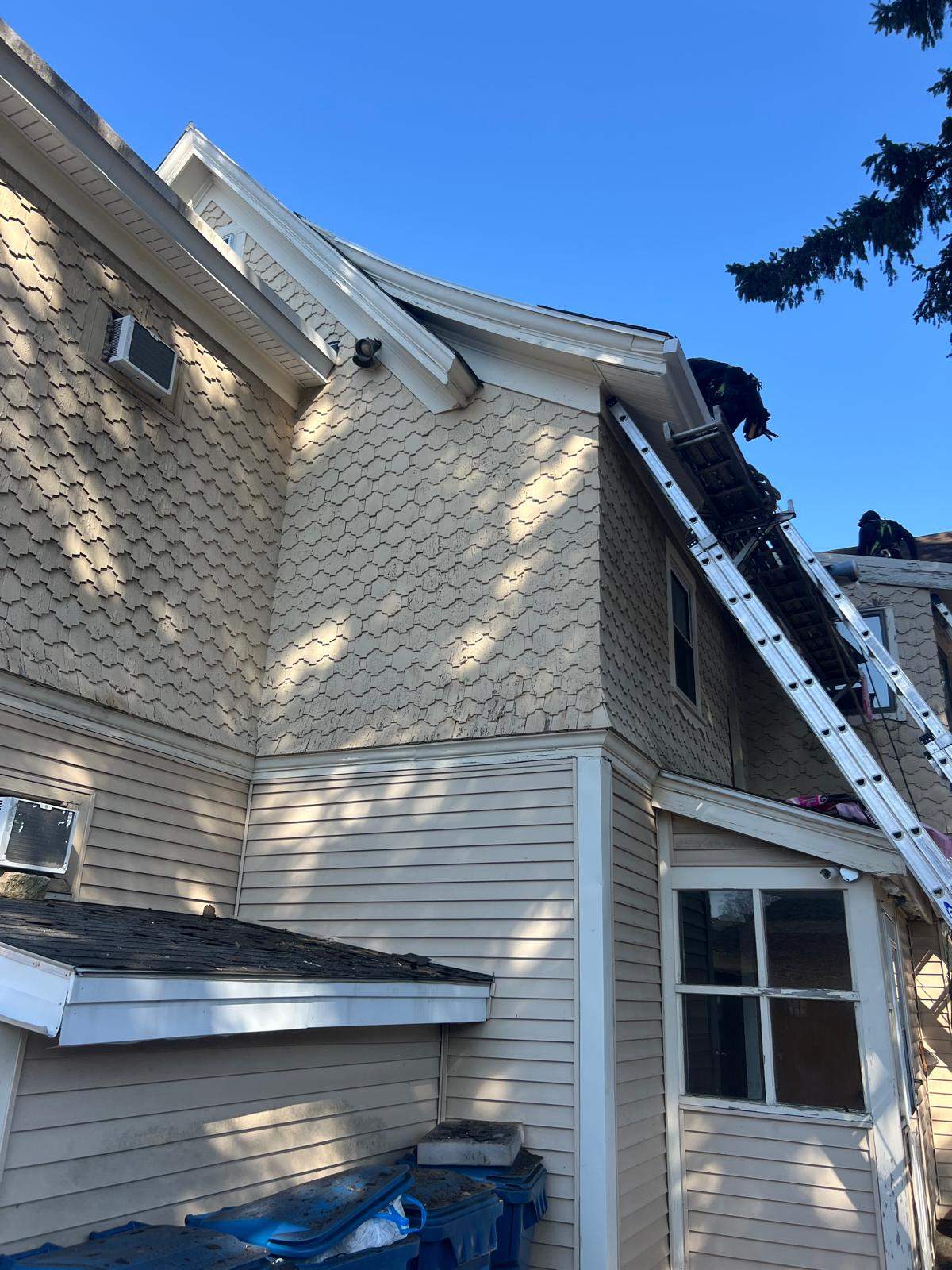 Slate Roof Conversion on Historic Home & Detached Garage – Owens Corning Duration, Estate Gray by JOHNNYS PRO