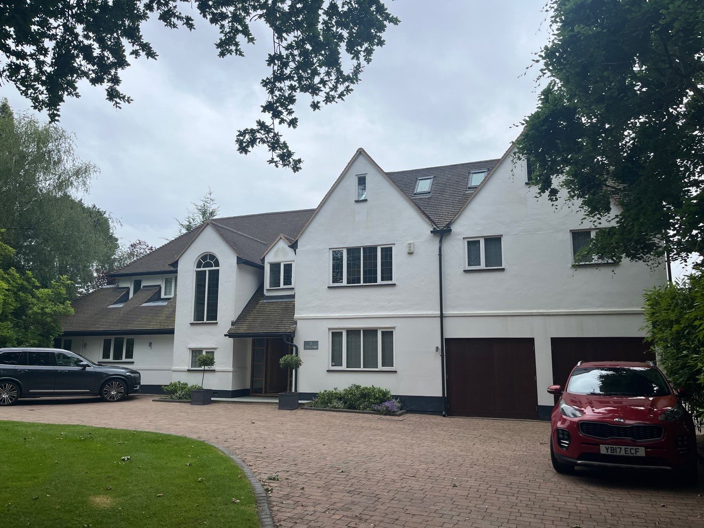 Roof And Render Clean using Honda 15lpm Low Pressure Washing Machine by Ges Exterior Cleaning ltd