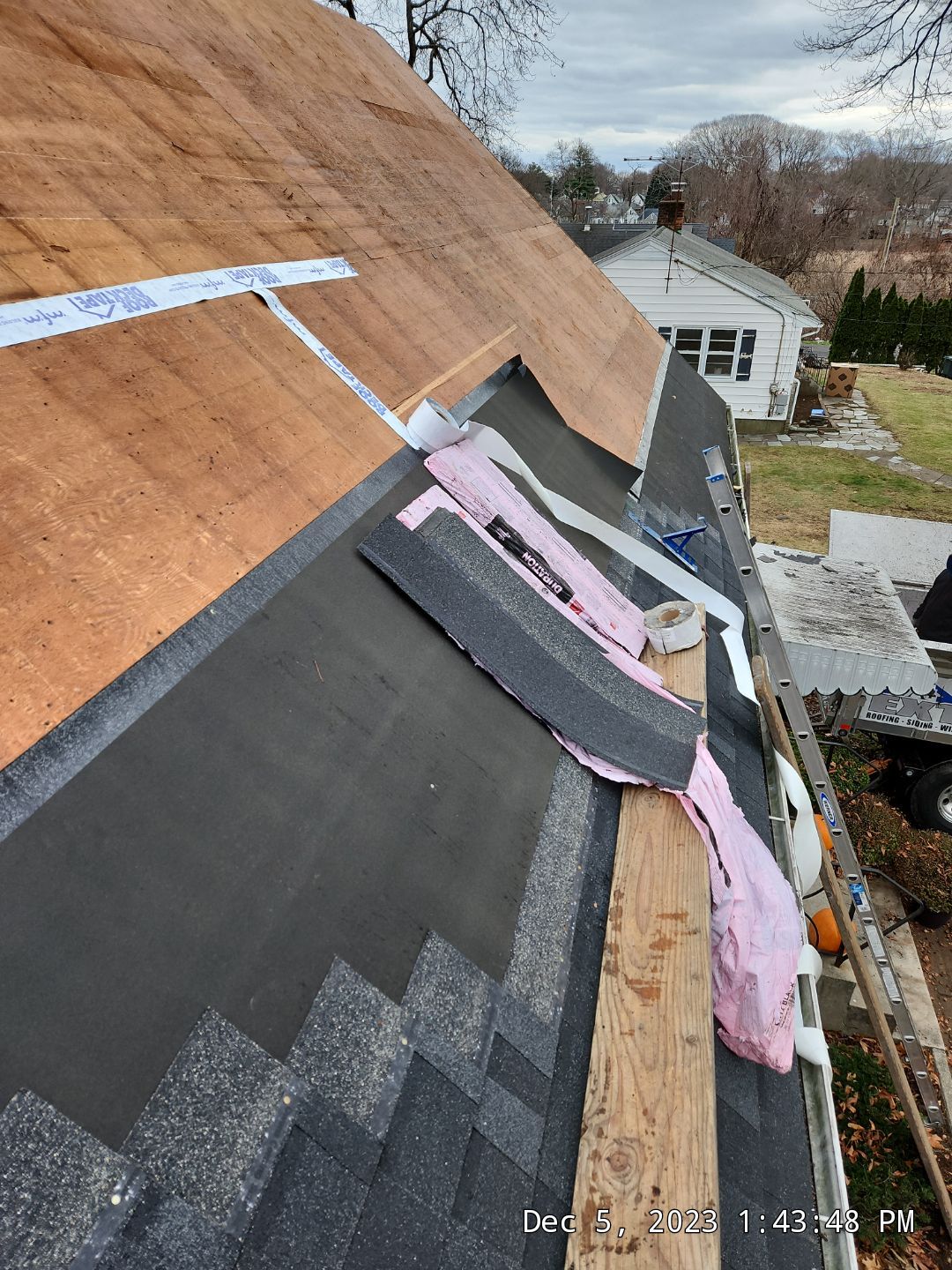 Residential Roofing Installation using Owens Corning TruDefinition by A Plus Exterior