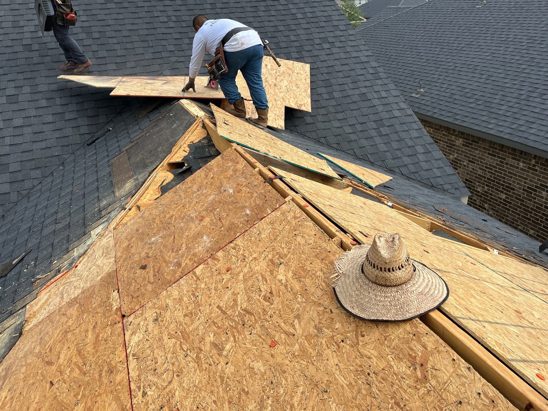 Residential Roofing Repair using Owen's Corning Duration (Lifetime) Shingles by Roof Repair Company