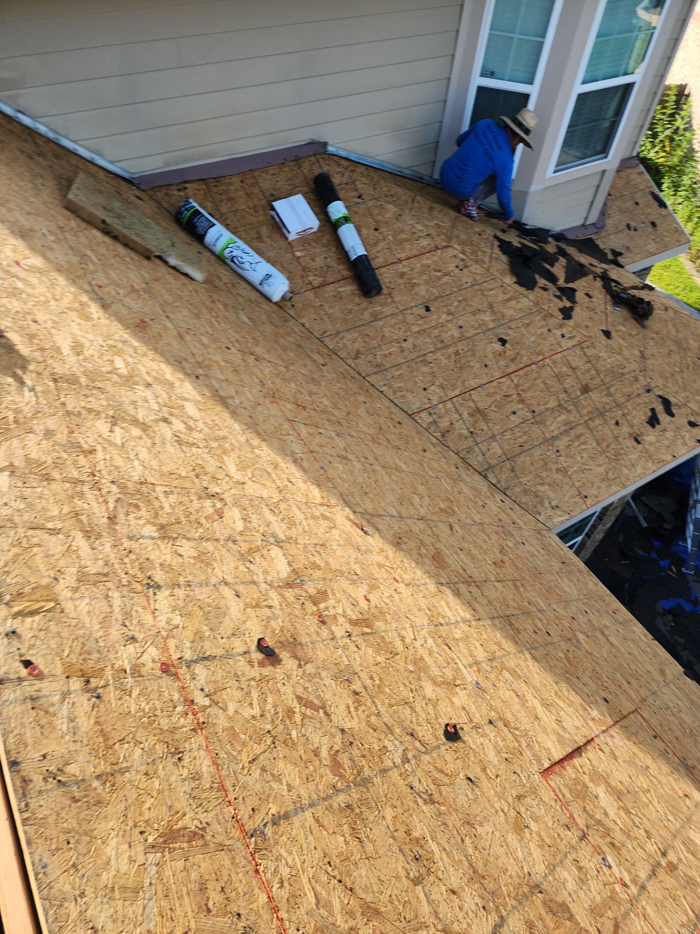 Residential Roofing Installation using Owen's Corning Duration (Lifetime) Shingles by Roof Repair Company