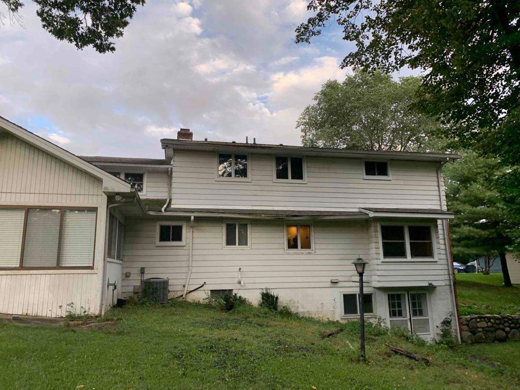 Siding Replacement using Certainteed Restoration Classic D4 by 180 Contractors