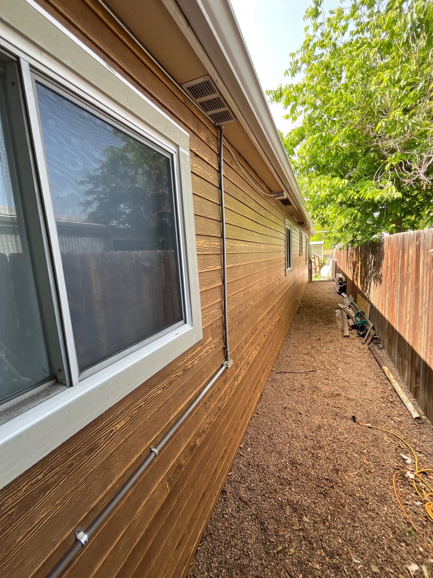 SIDING _JAMES_HARDIE by MDZ Roofing 
