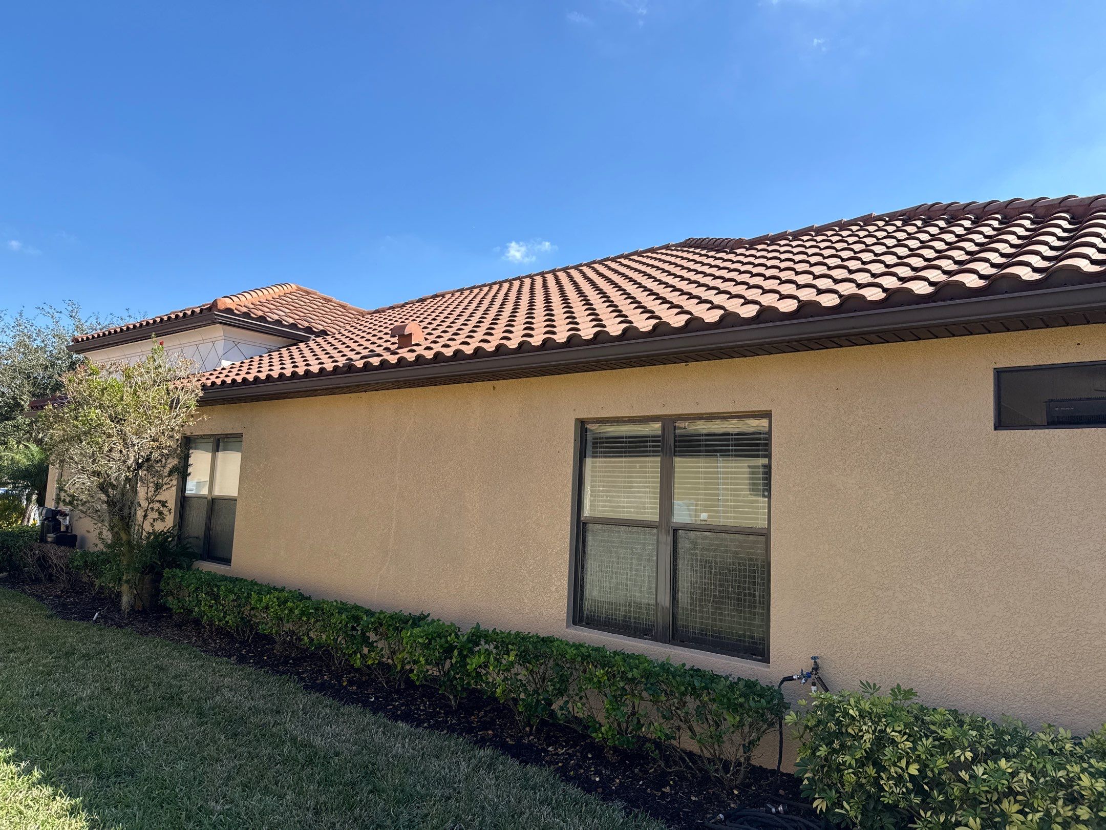 Barrel Tile Roof Cleaning – Artisan Lakes, Palmetto, FL by Sunshine AquaWash